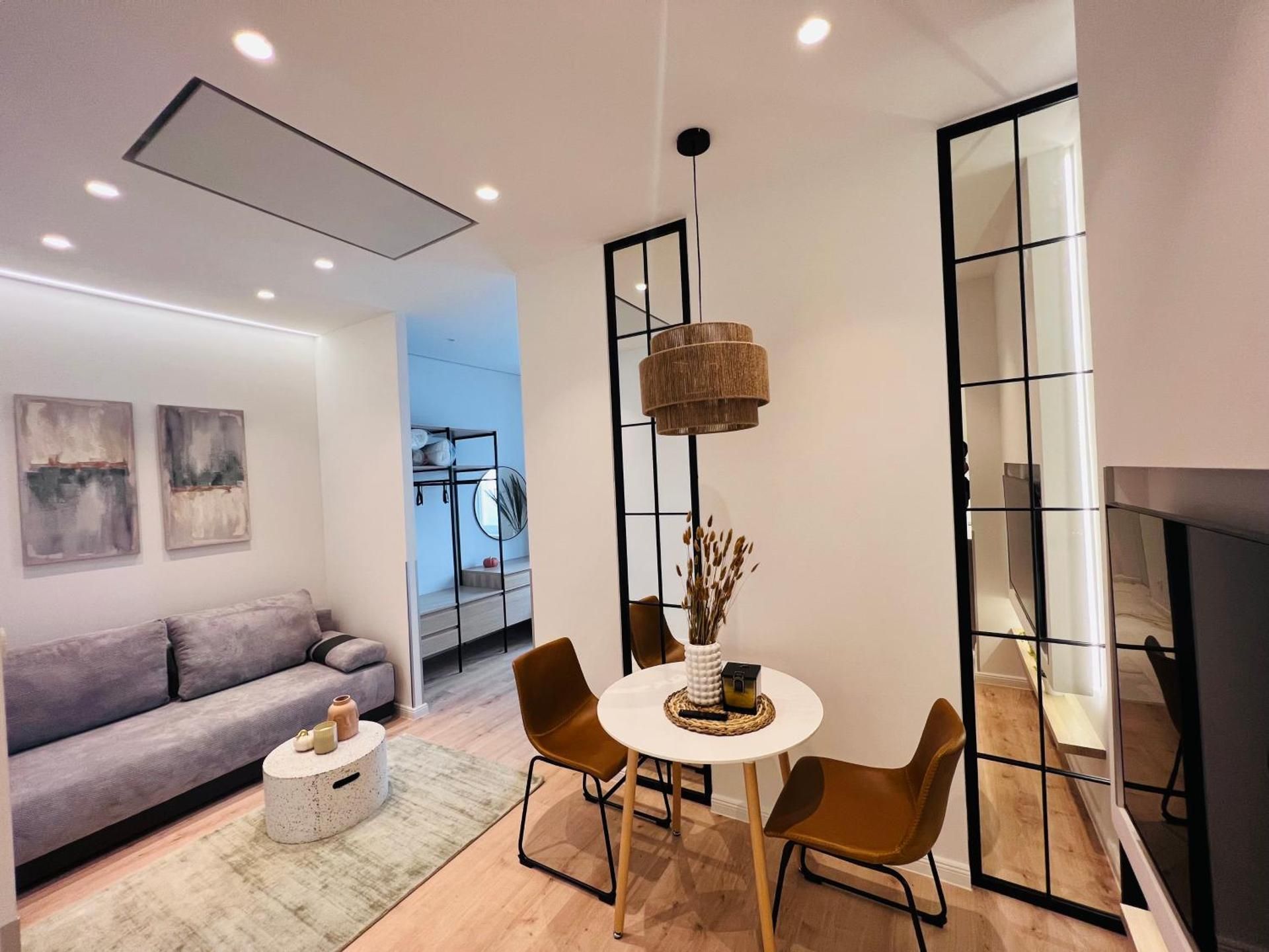Studio Apartment