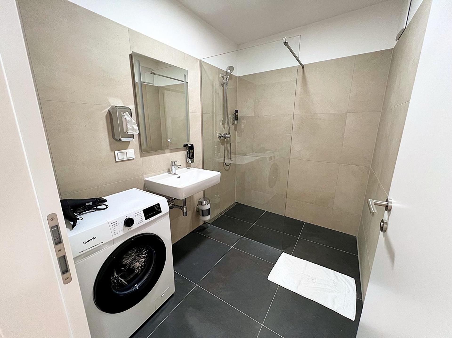 Two-Bedroom Deluxe Apartment