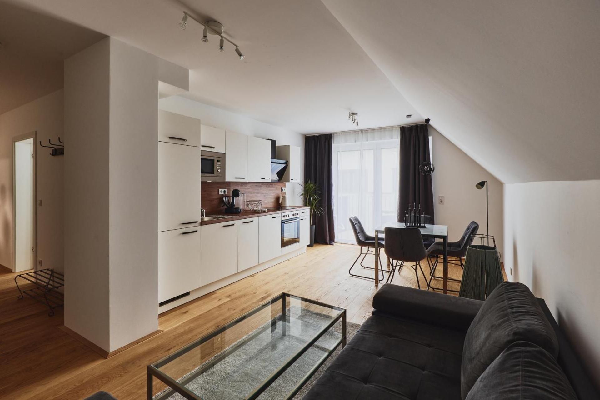 One-Bedroom Apartment with Balcony