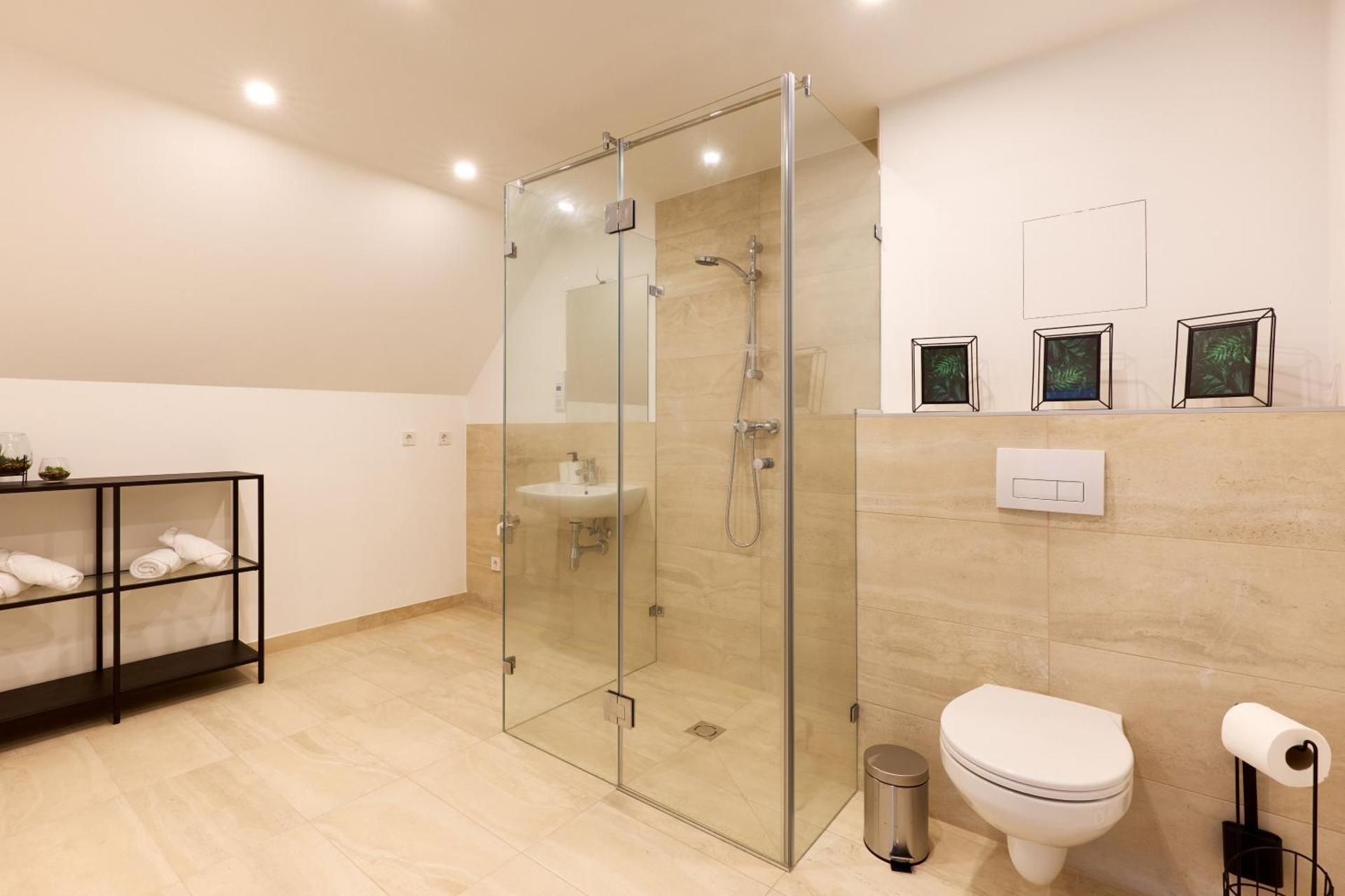 One-Bedroom Apartment with Balcony