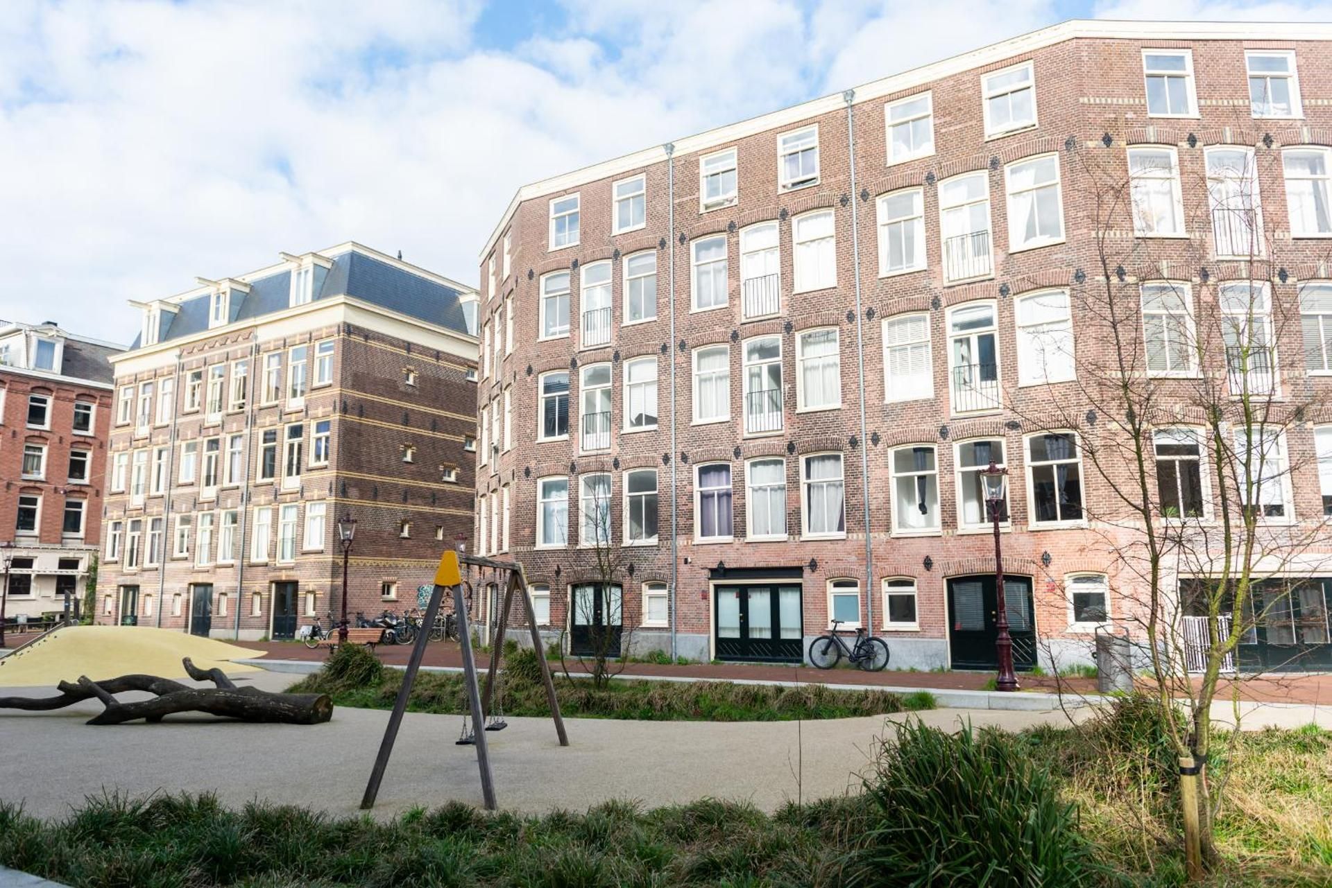 Canal View Apartment