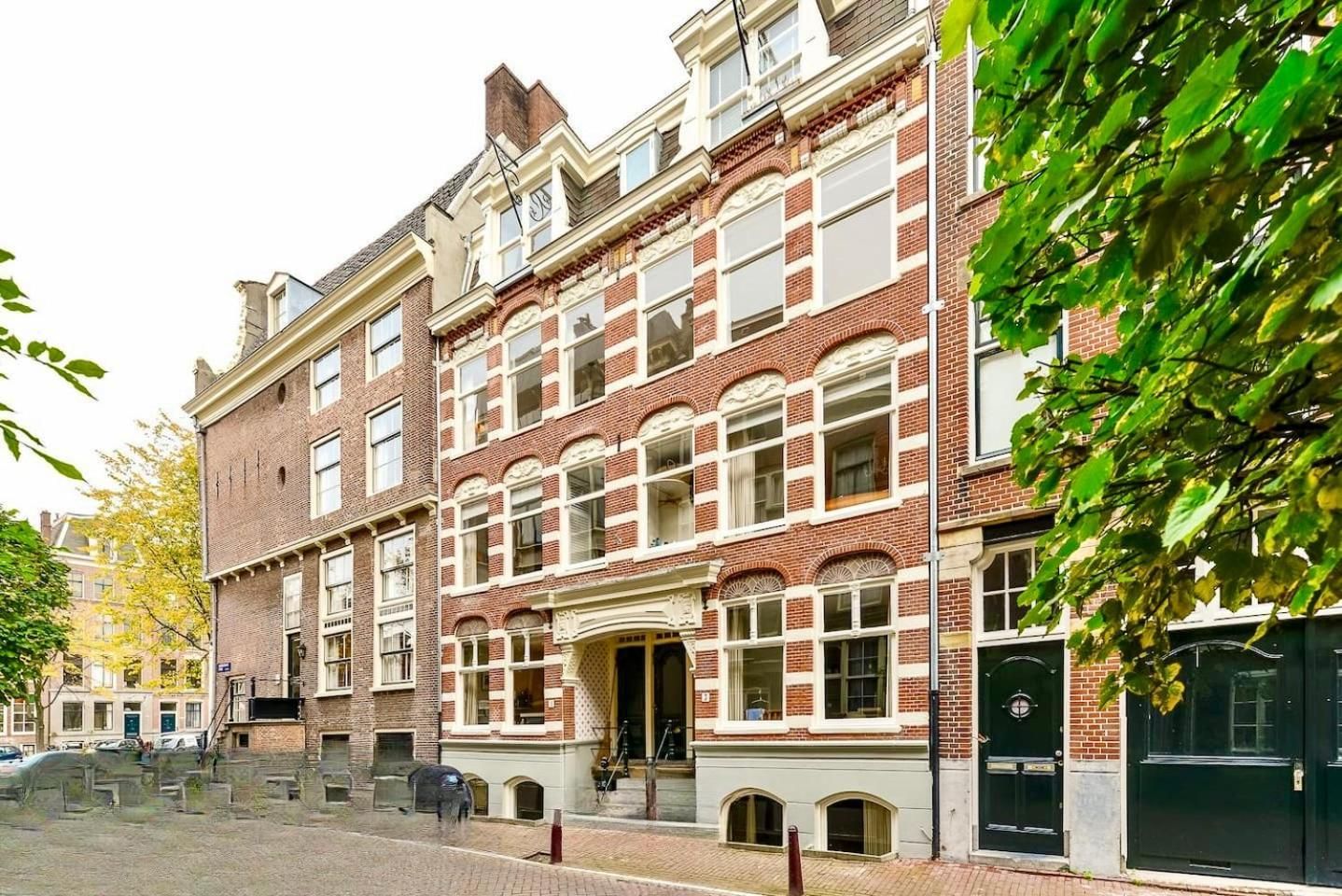 Luxury canal suite in the best location of Amsterdam !!!