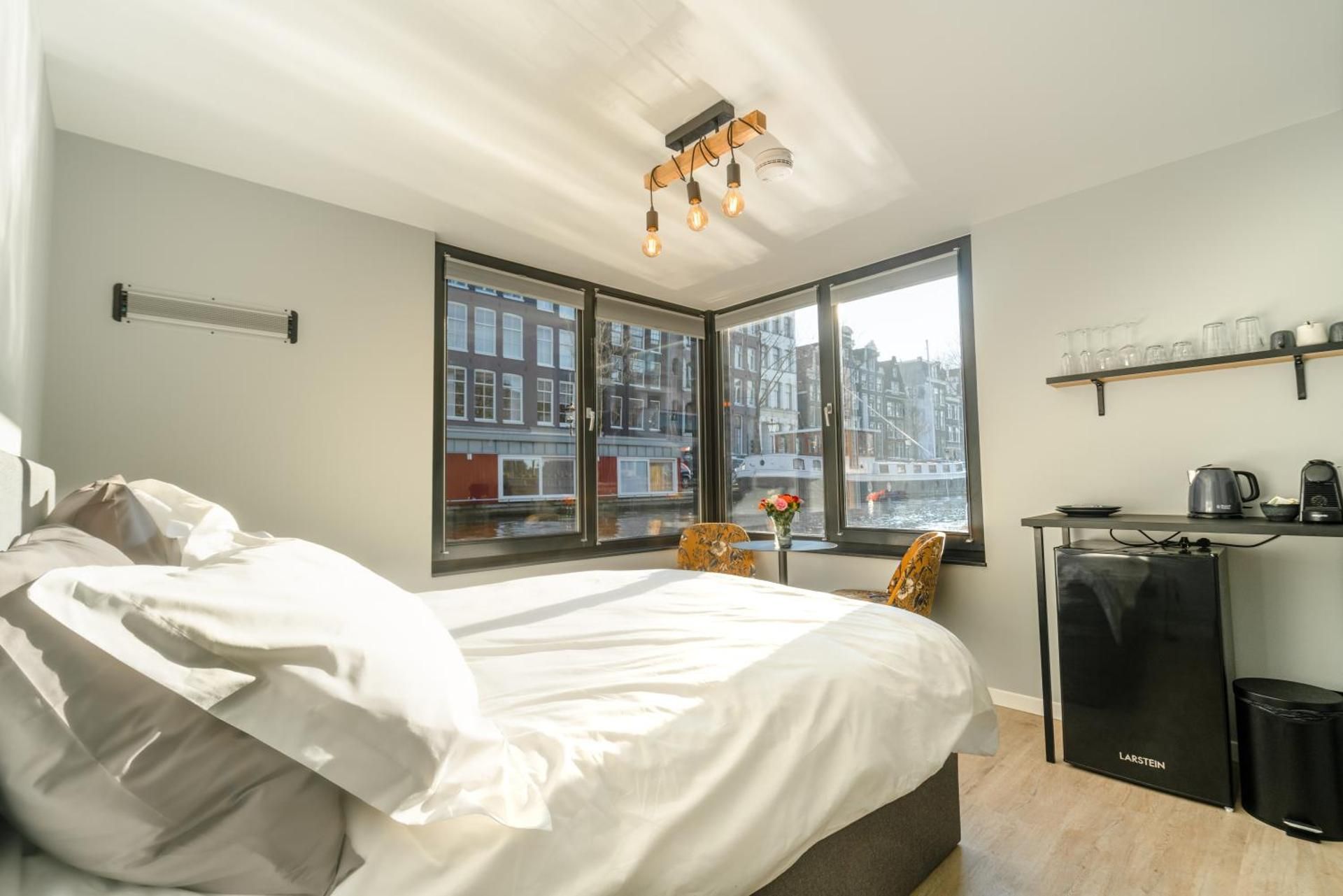 Deluxe Junior Suite