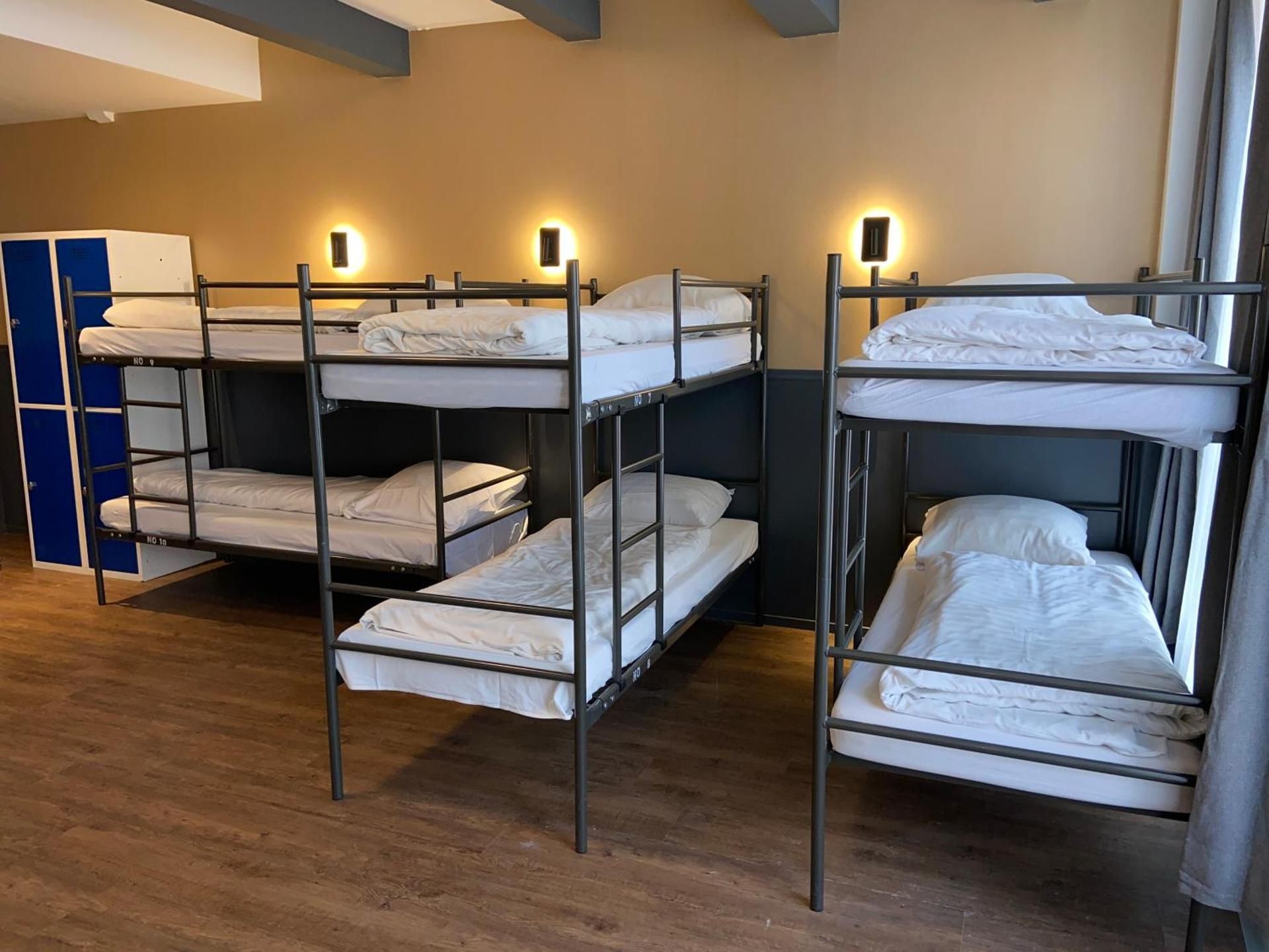 Xplore Hostel Amsterdam Bed in 10-Bed Mixed Dormitory Room 3