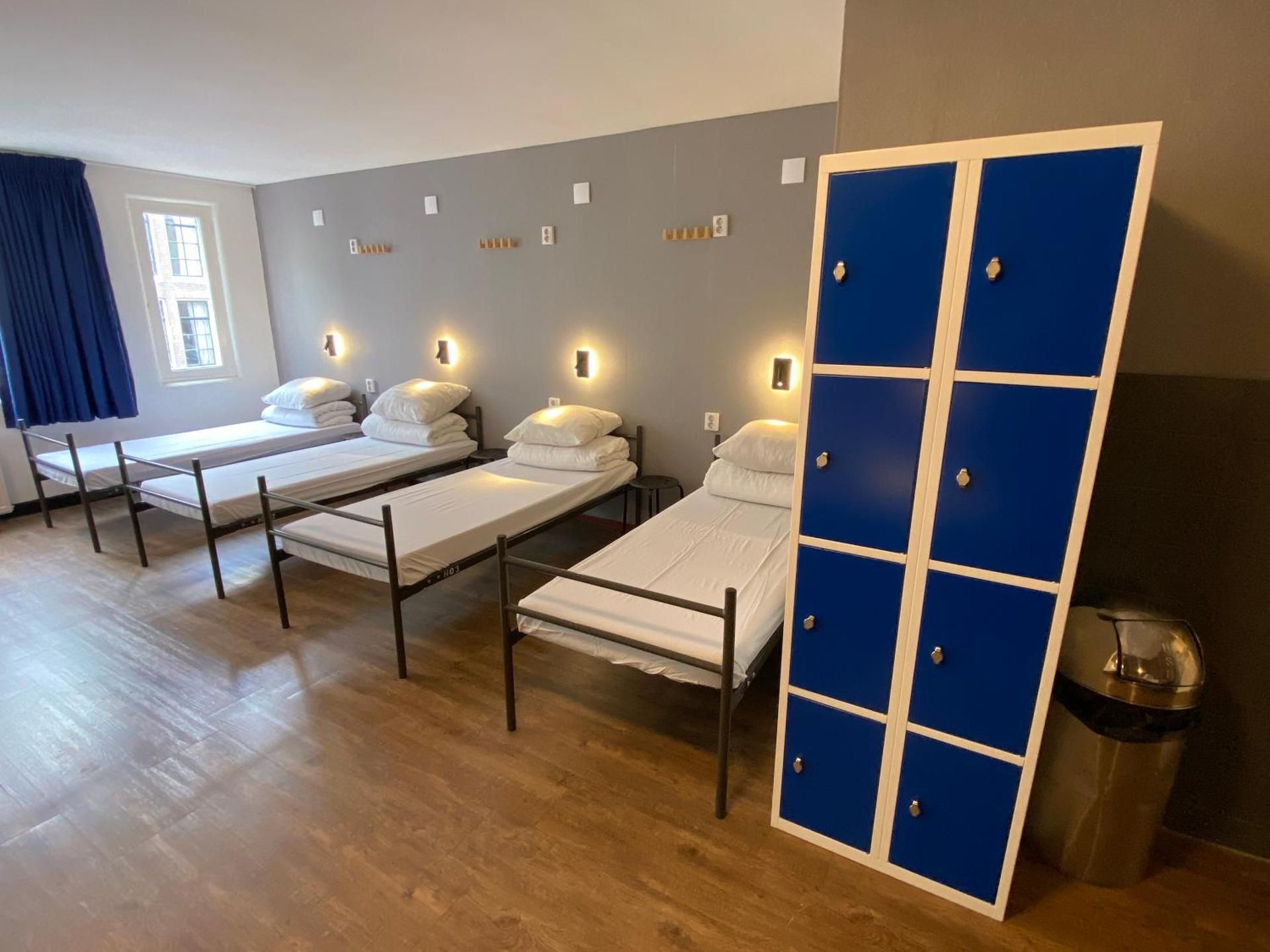 Bed in 8-Bed Mixed Dormitory Room