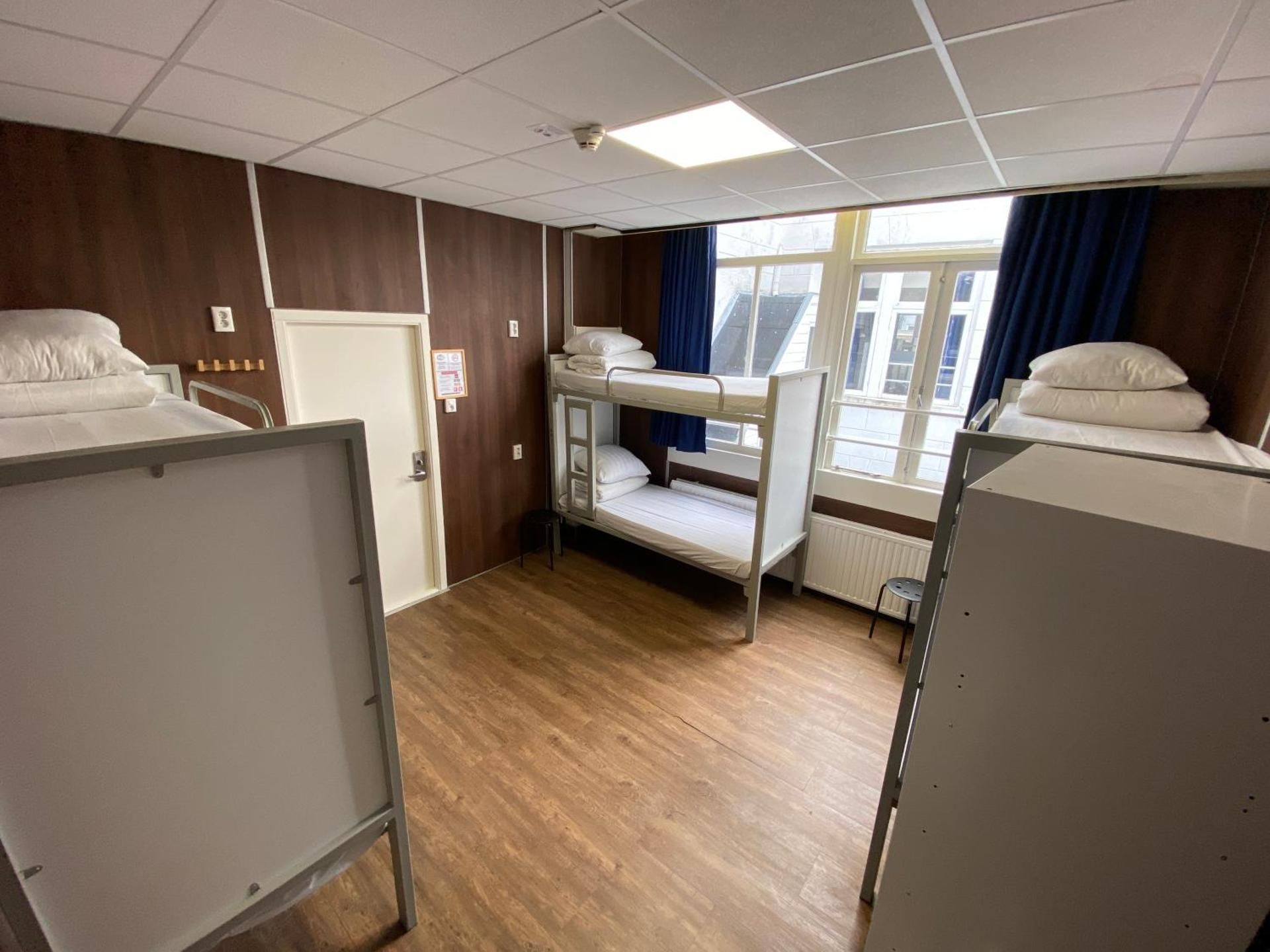 Bed in 6-Bed Mixed Dormitory Room