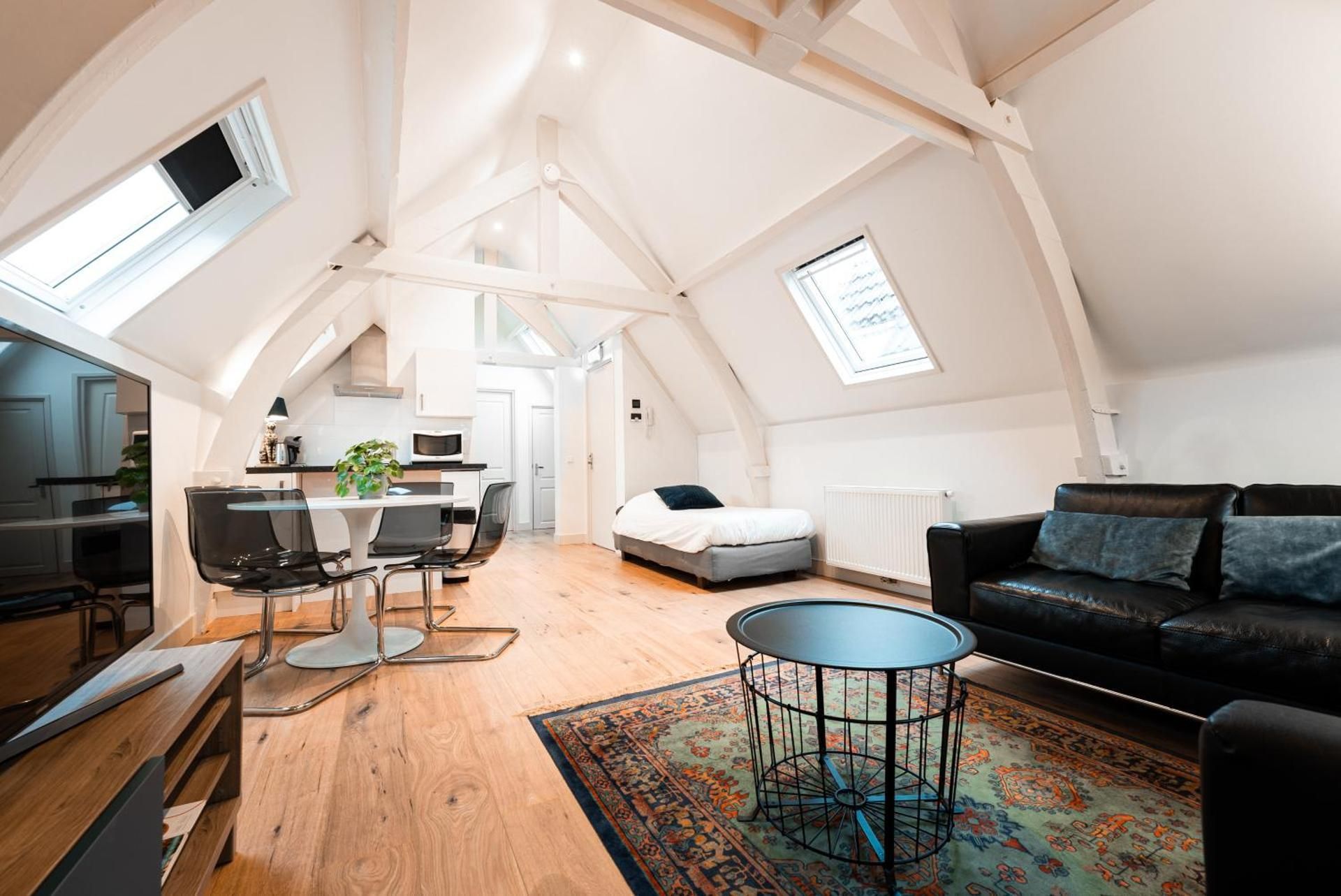 Superior Apartment