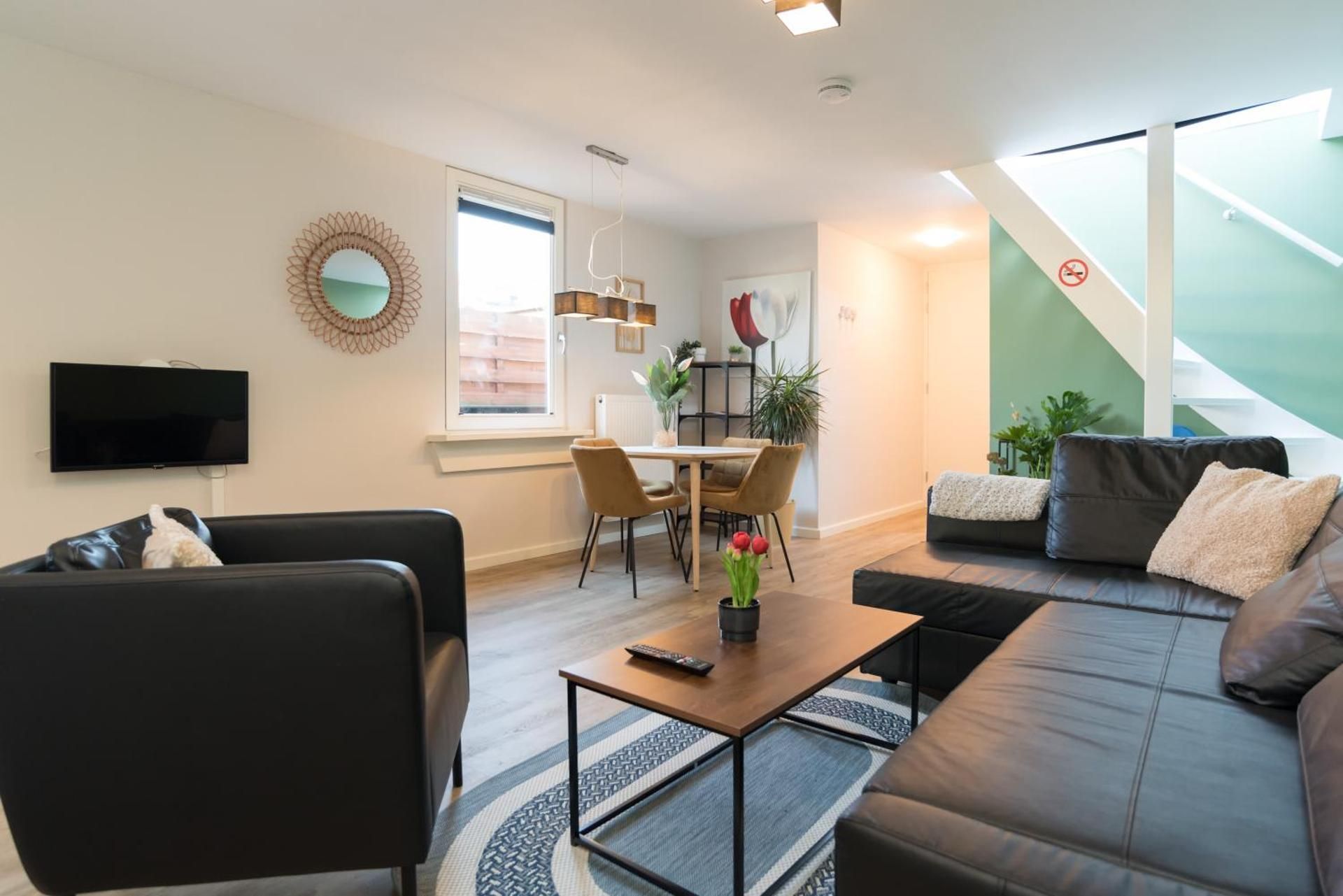 One-Bedroom Apartment with Terrace