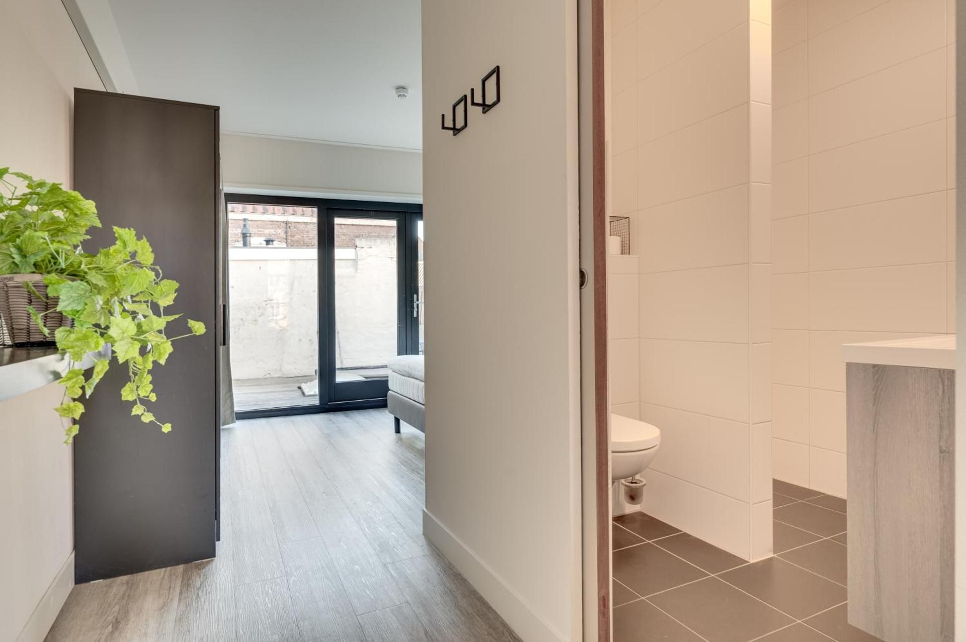 Dam Apartment with terrace 1 - Damplein