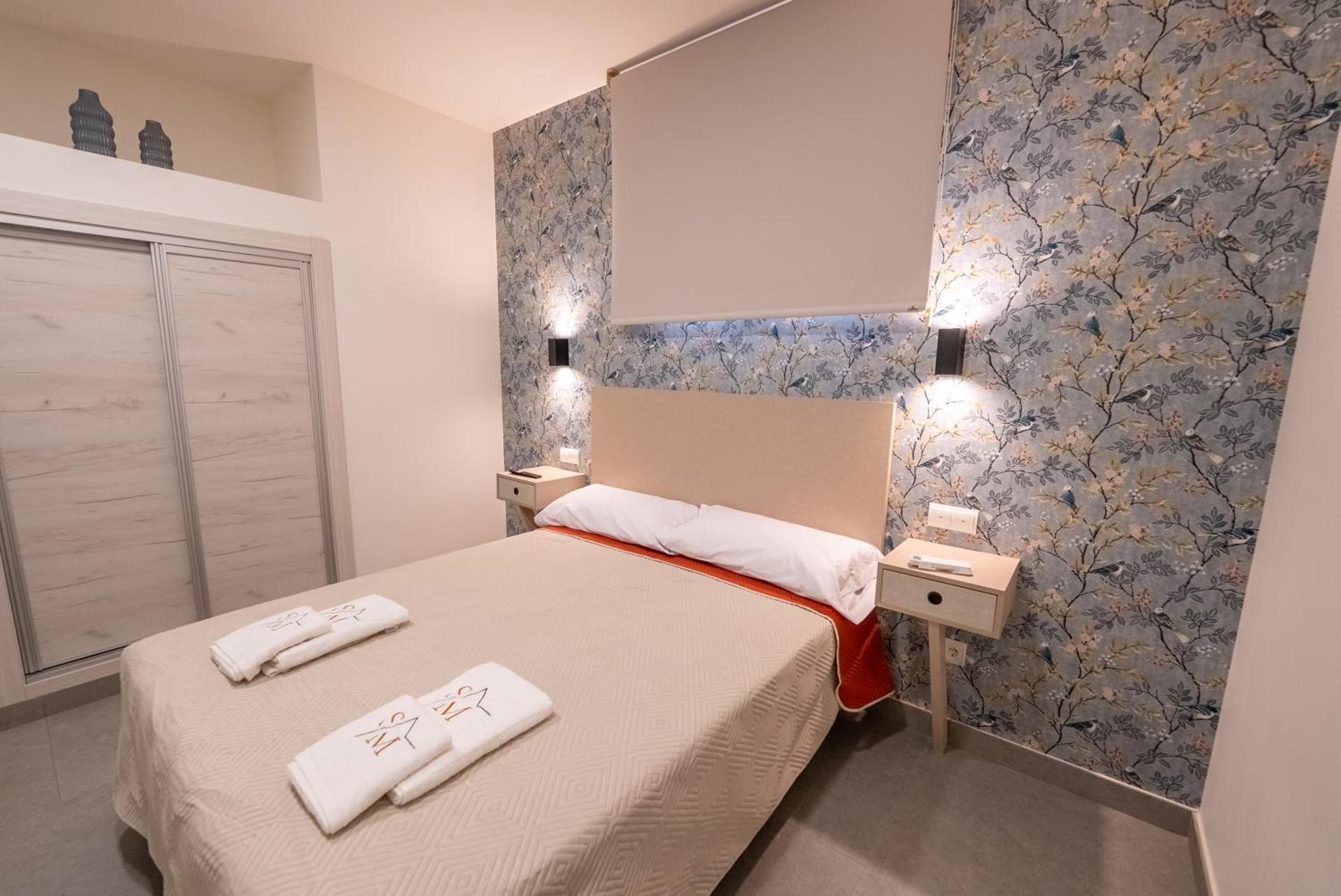Four-Bedroom Deluxe Apartment