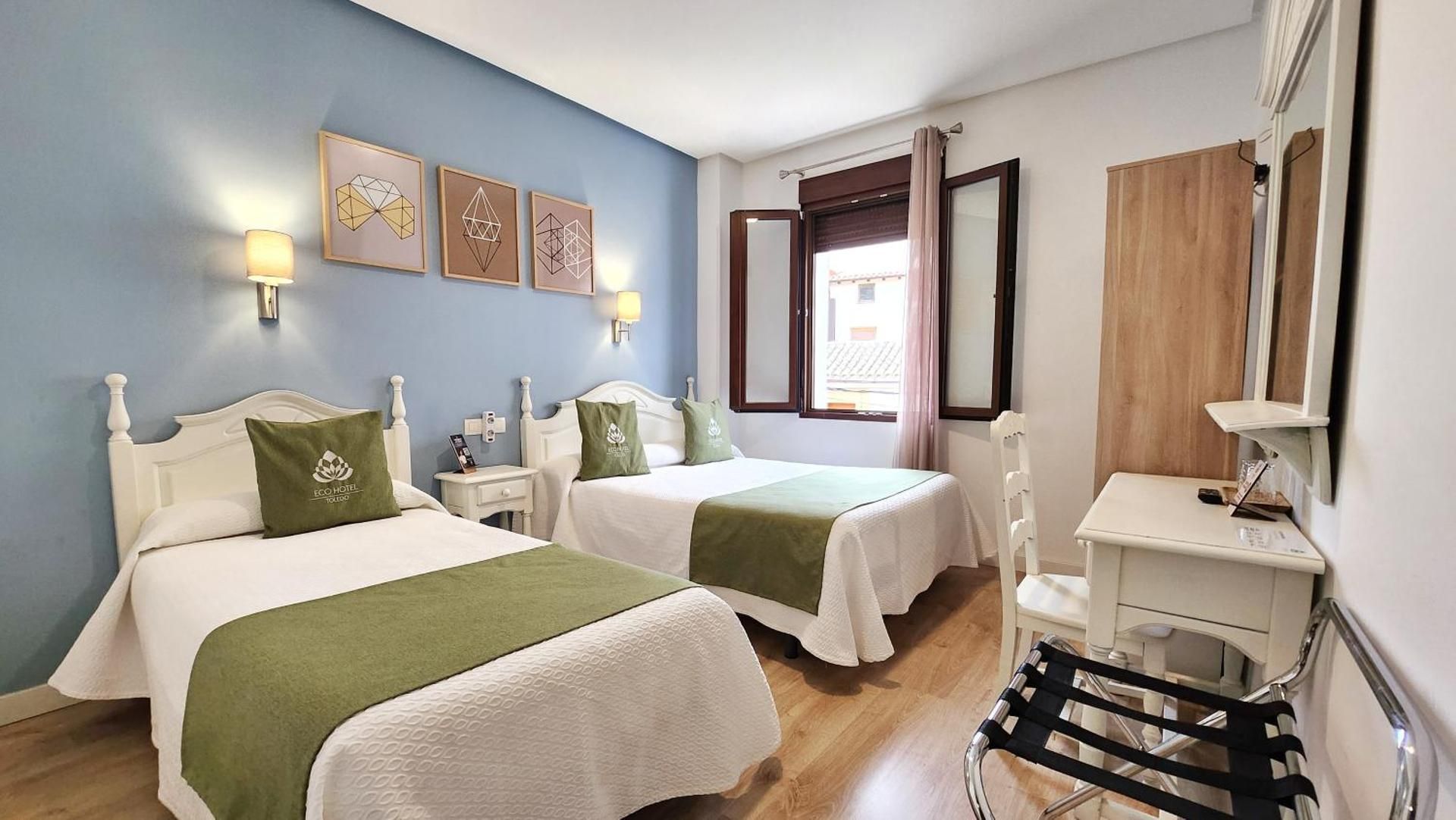 Triple Room with Private Bathroom