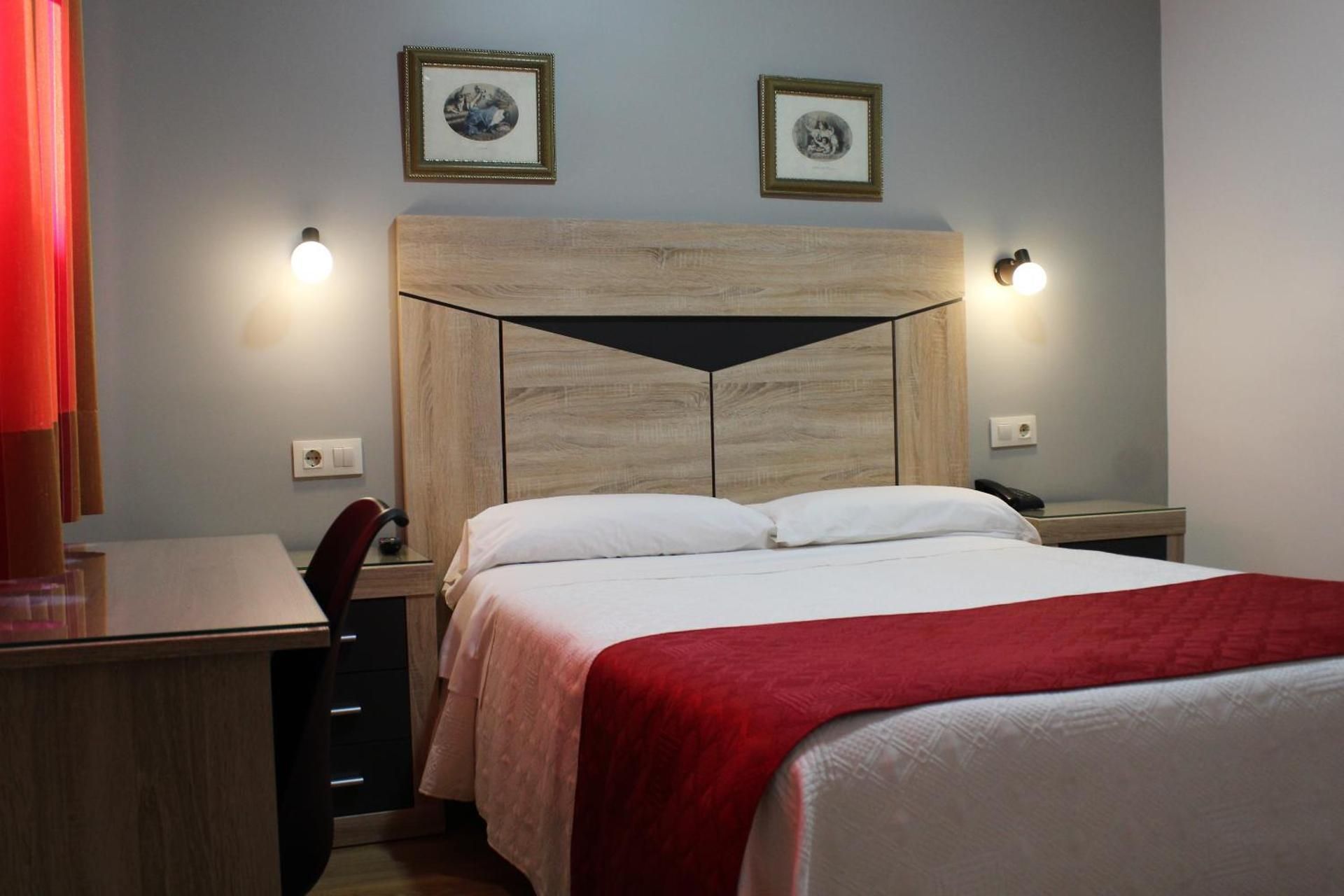 Hostal Madrid Double Exterior 