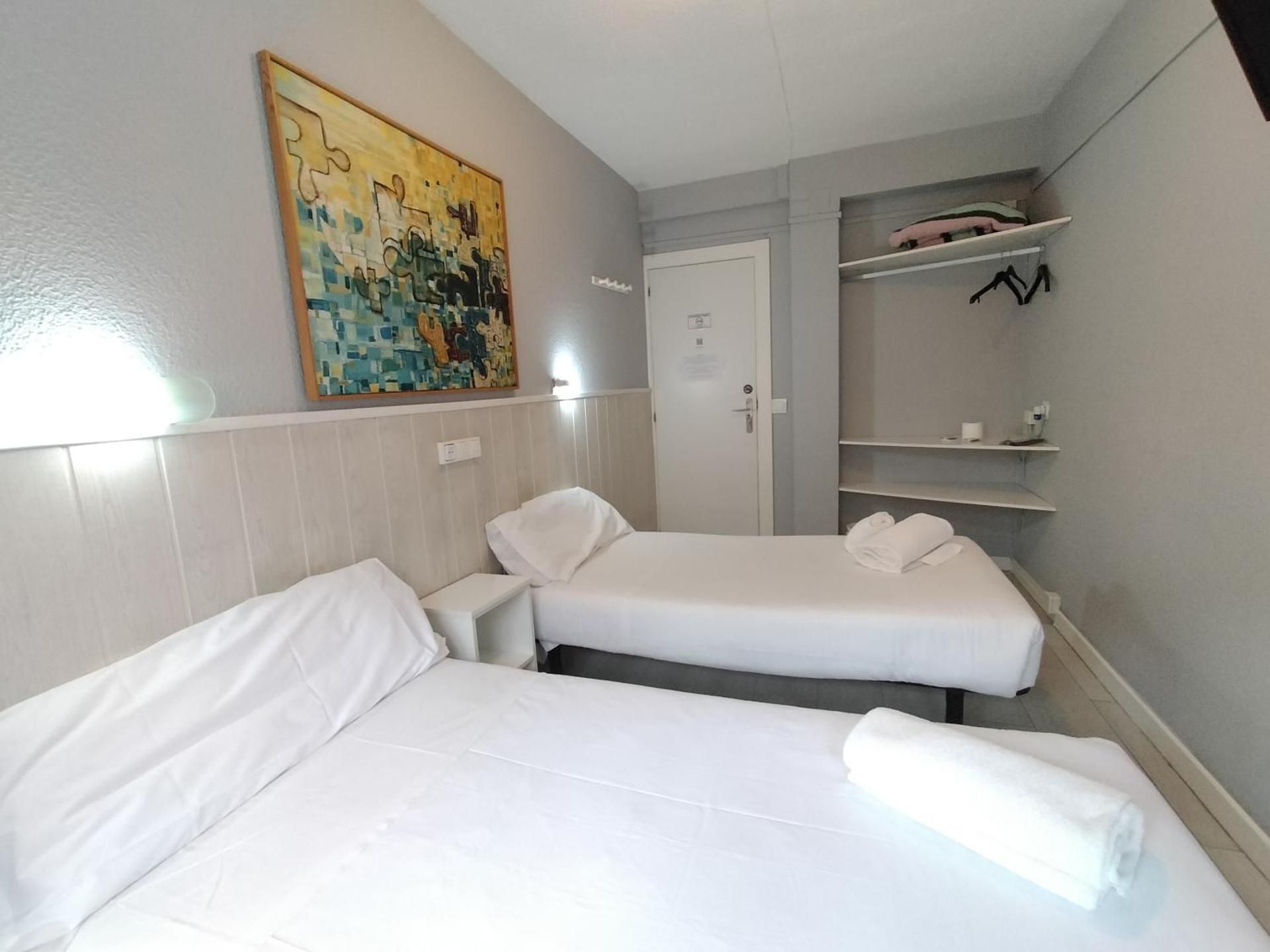 Standard Twin Shared Facilities