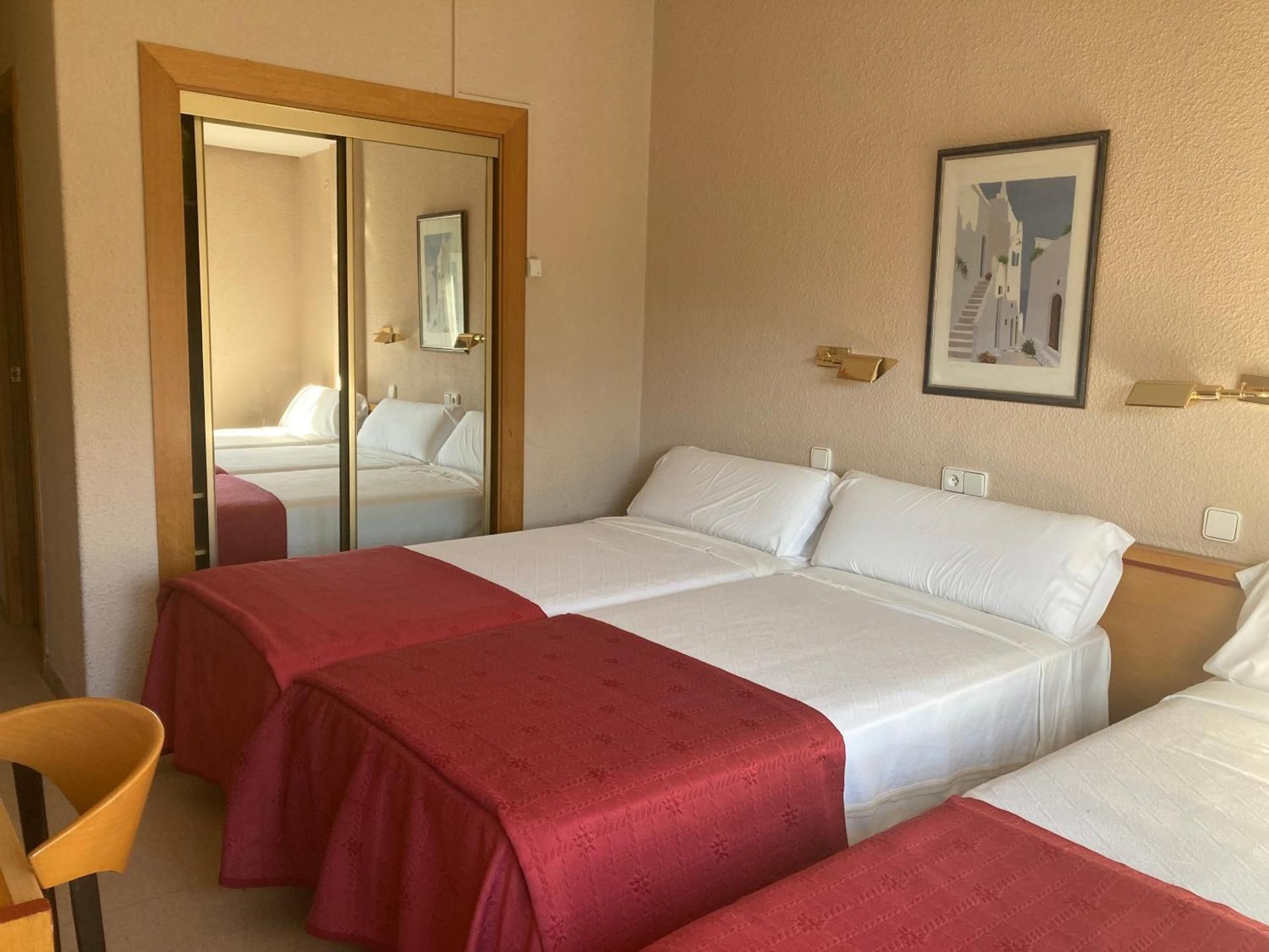 Triple Room