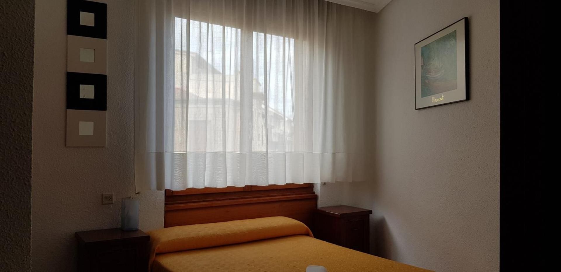 Single Room With Private Bathroom