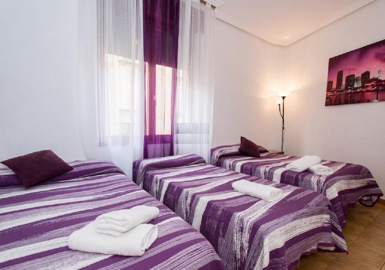 Triple Room with Shared Bathroom