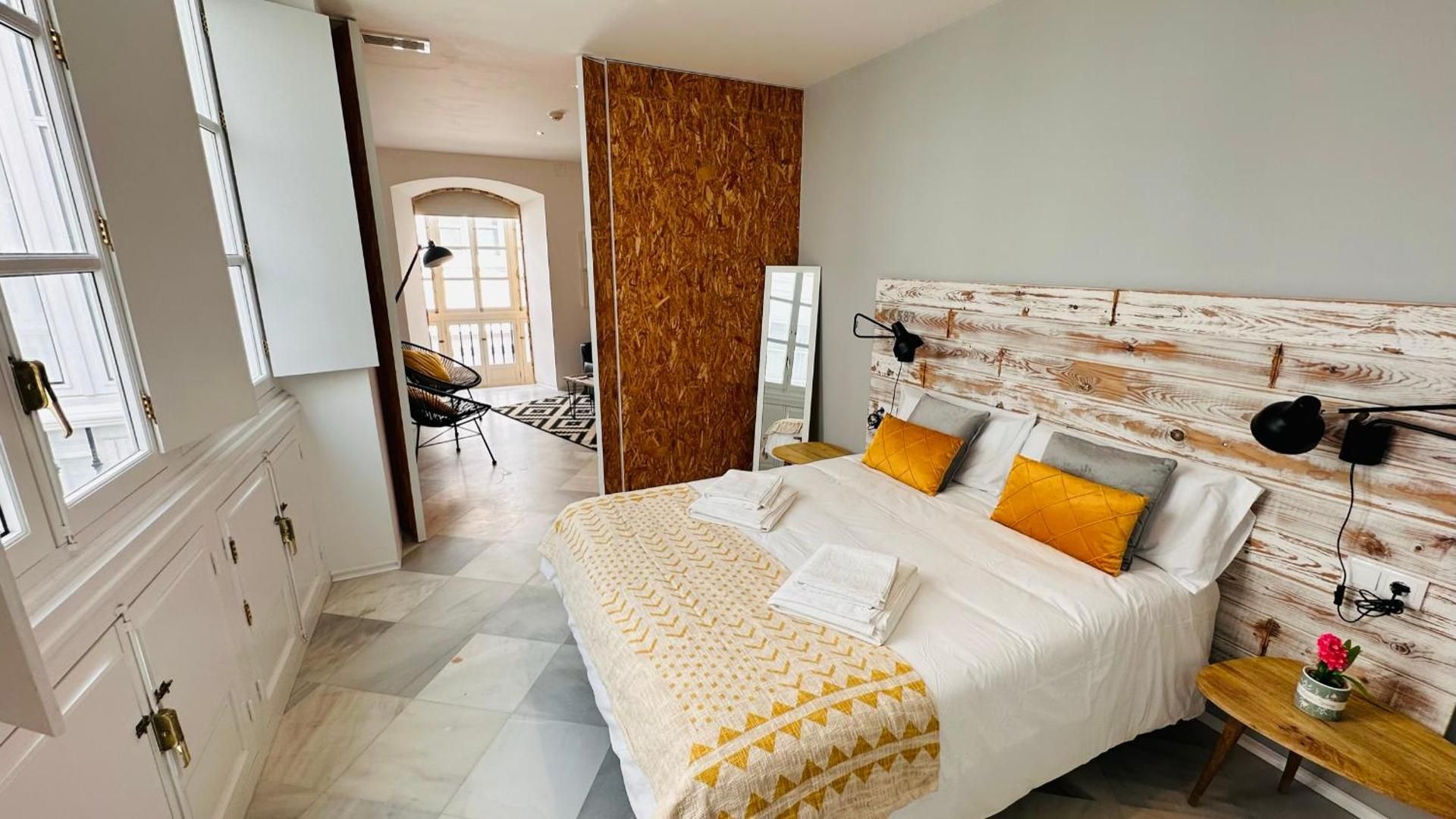 Apartamentos GADIR CENTRO One-Bedroom Apartment