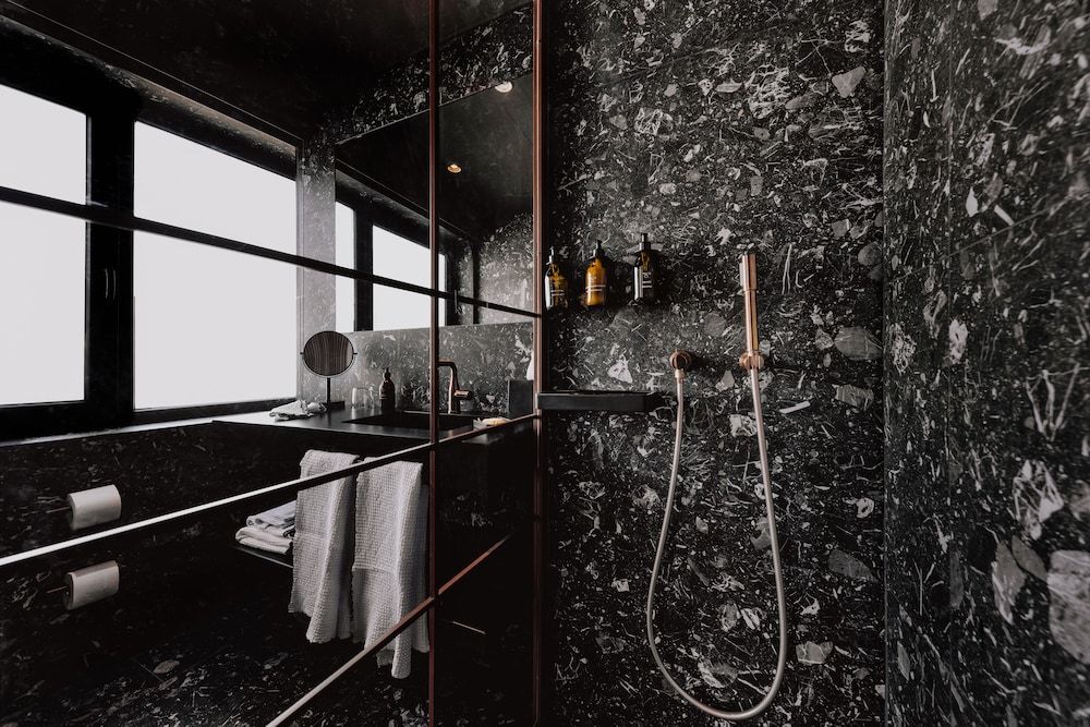 Boutique Hotel OLOM Deluxe Room 5