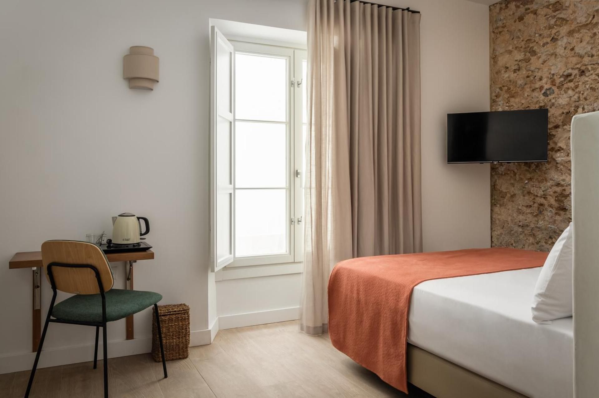 Economy Double Room
