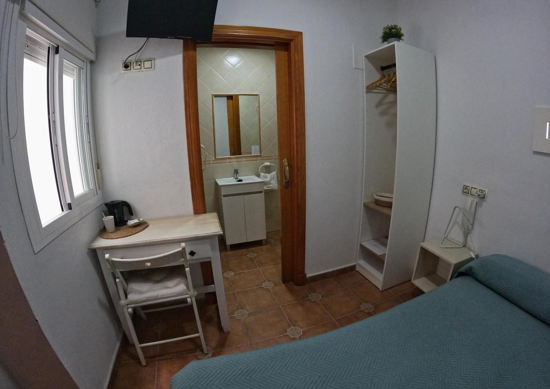 Hostal Canalejas Single Room