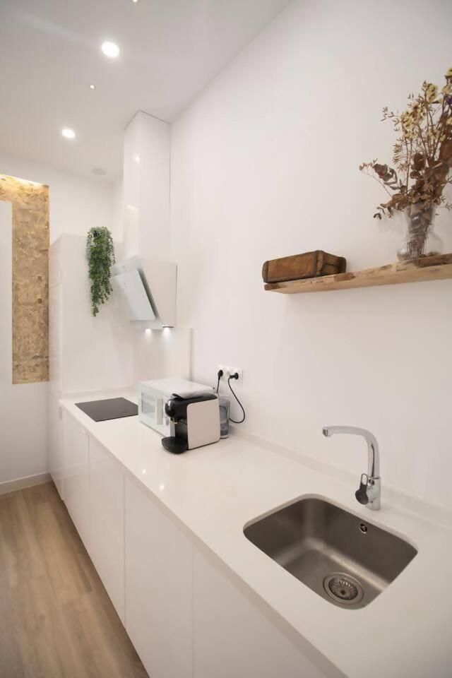 One-Bedroom Apartment (4 Adults)