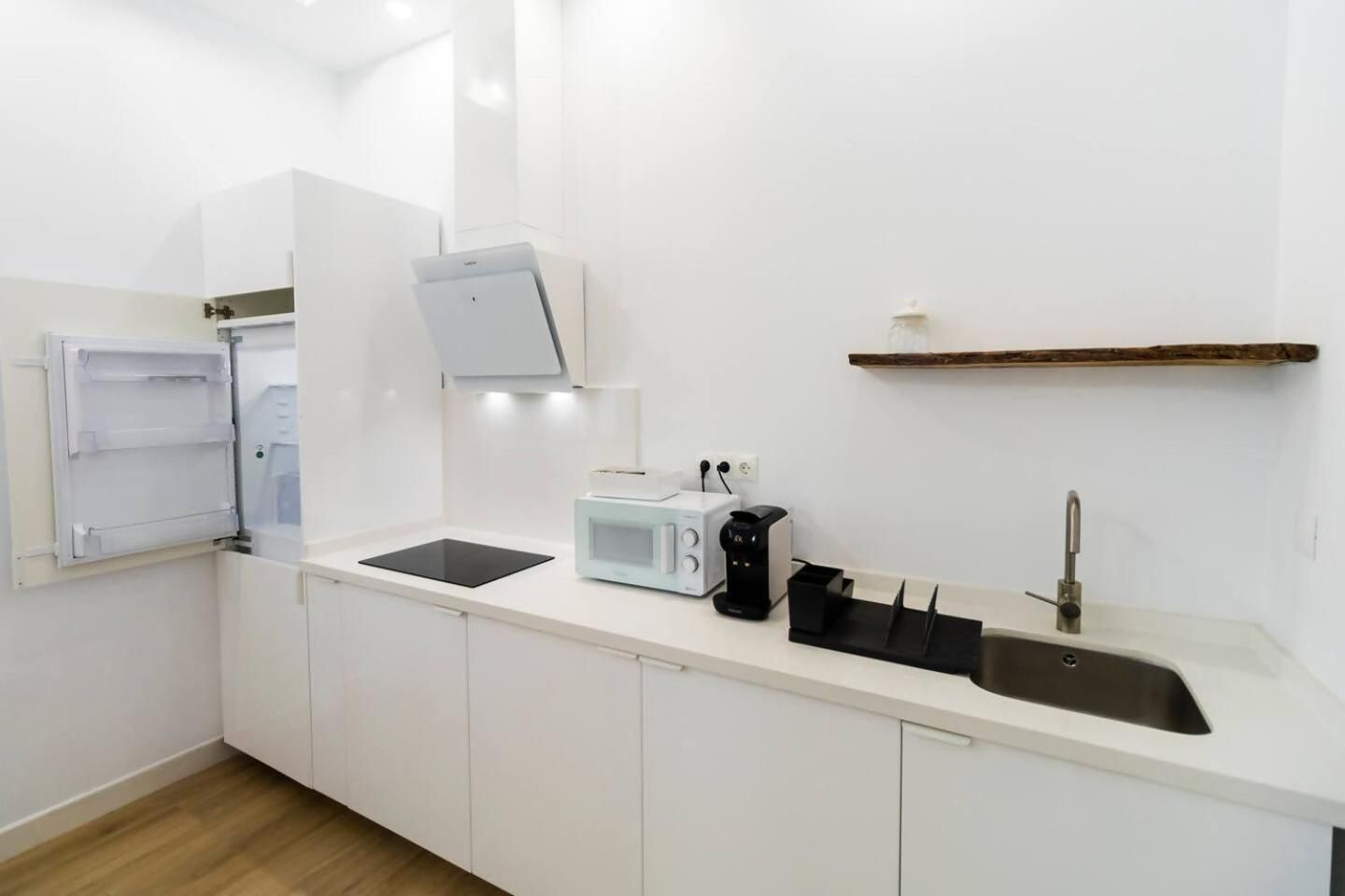Two-Bedroom Apartment (2nd floor)