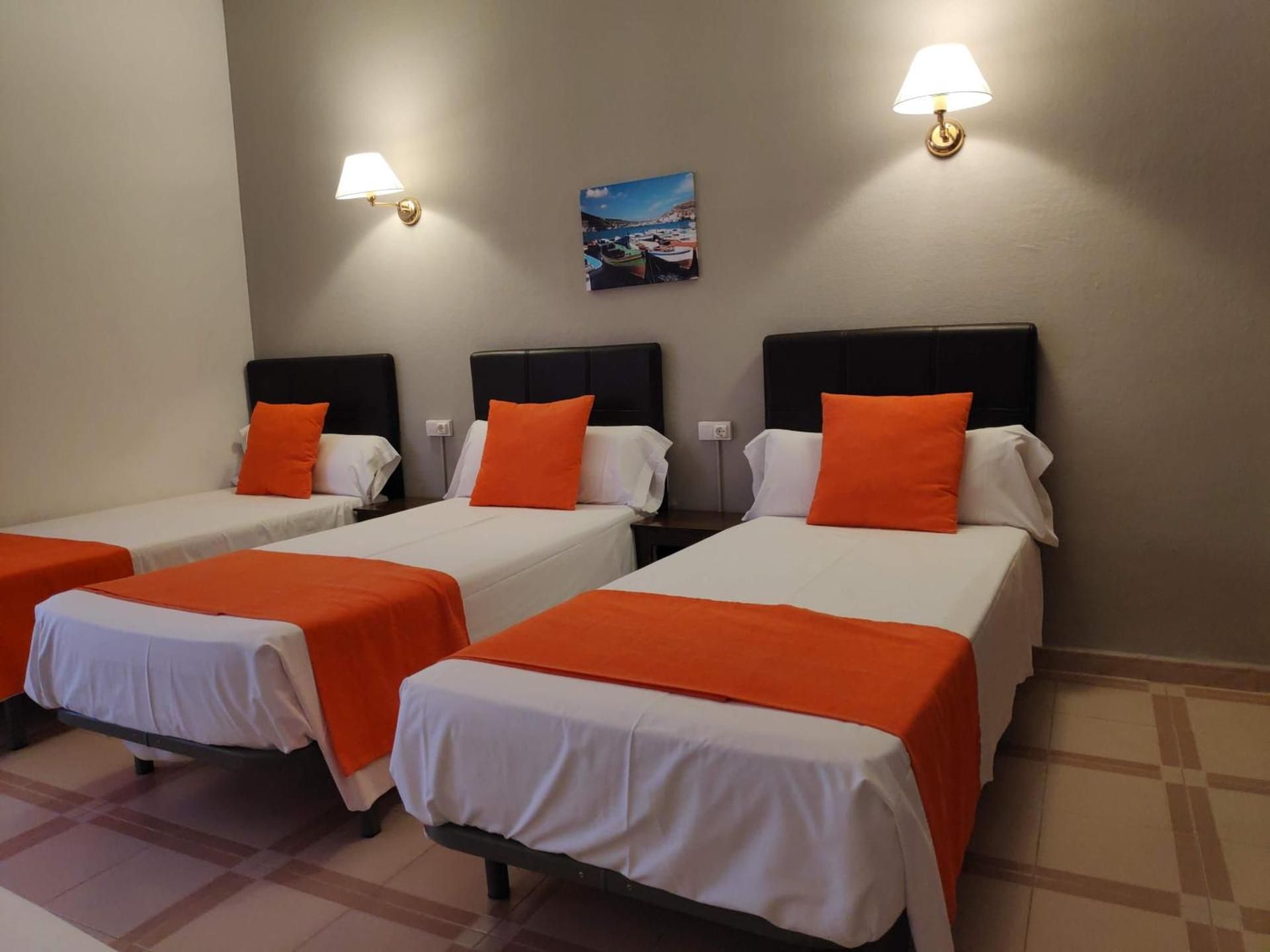 Comfort Triple Room