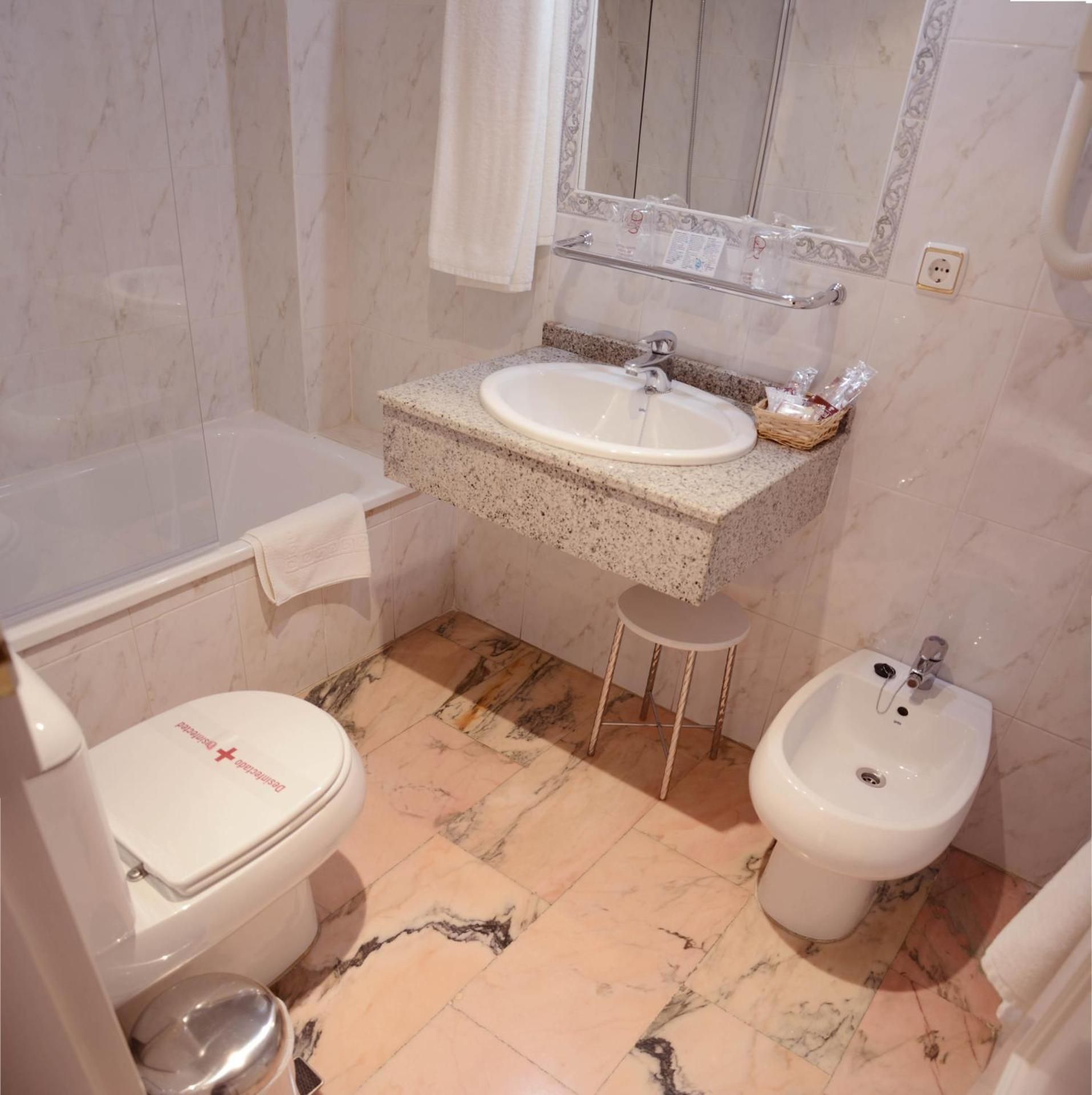 Double Room with bed 53 in