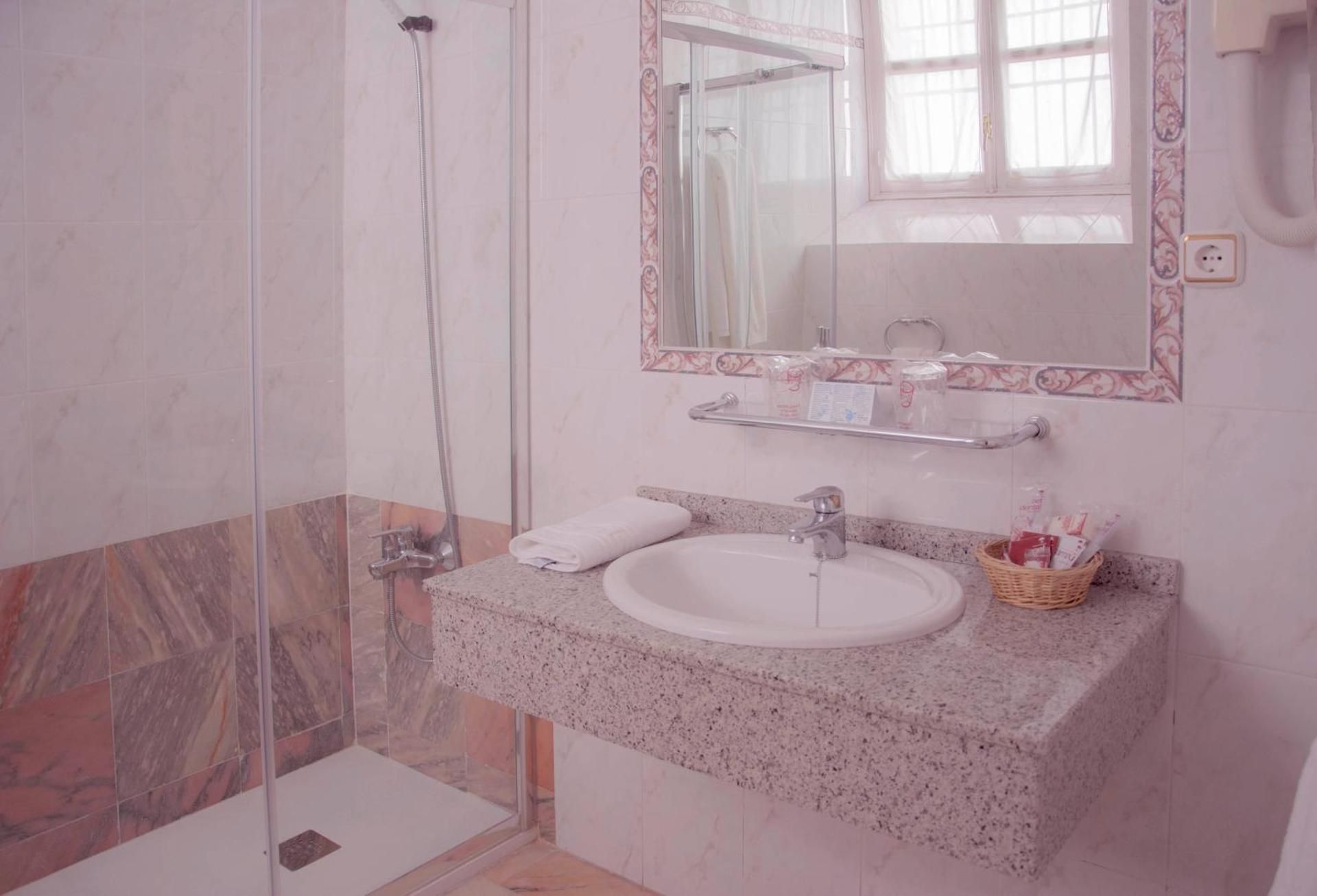 Twin Room with bed 35 in