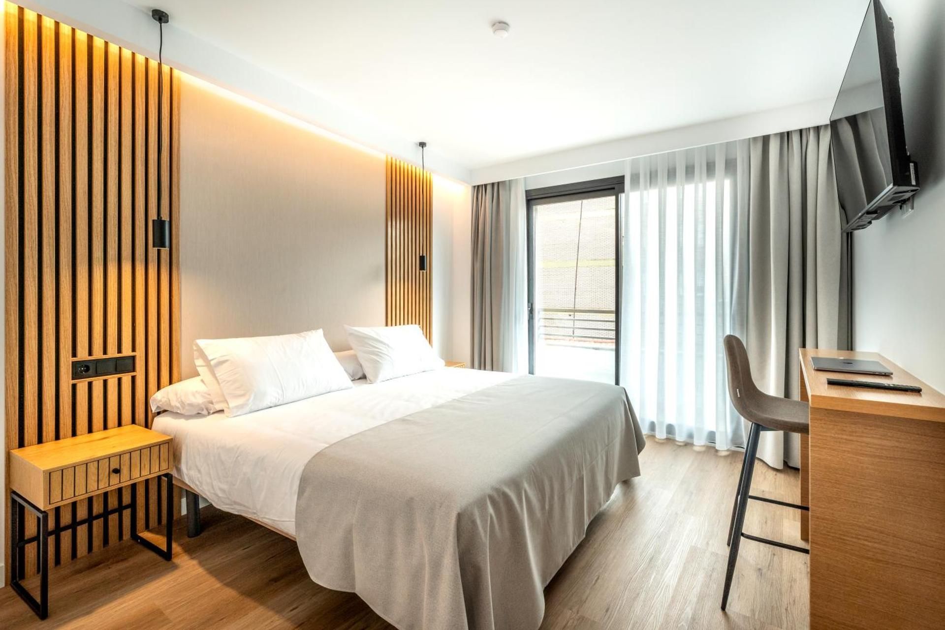 Queen Room with Balcony