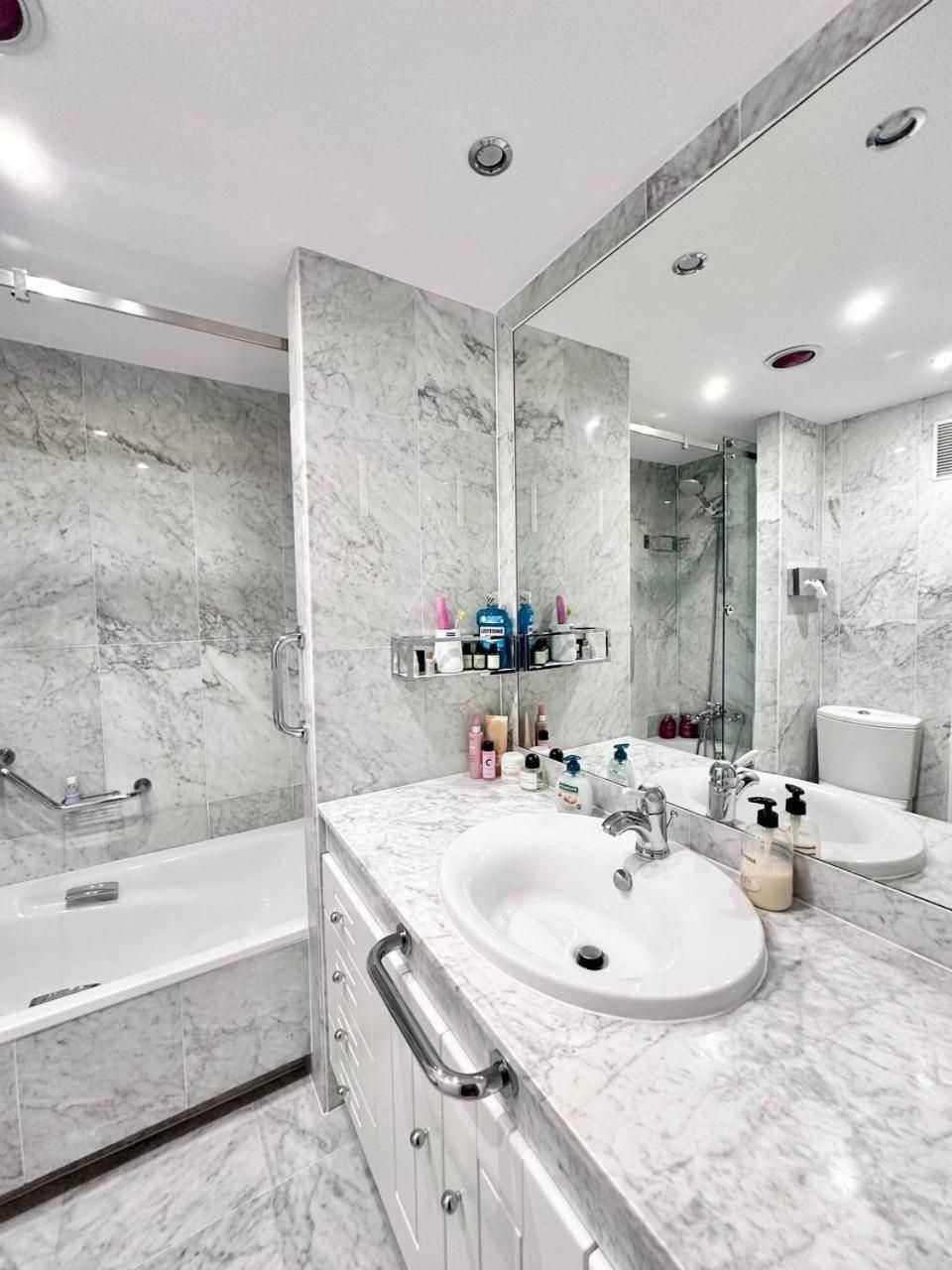 Two-Bedroom Apartment with Terrace