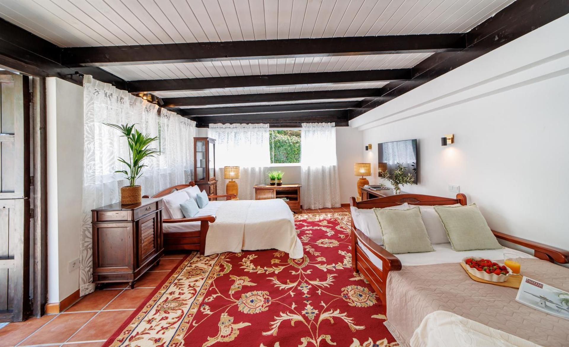 Deluxe Bungalow