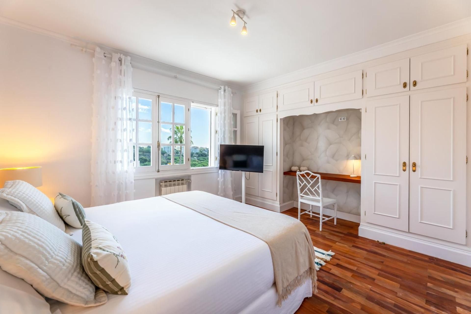 King Suite