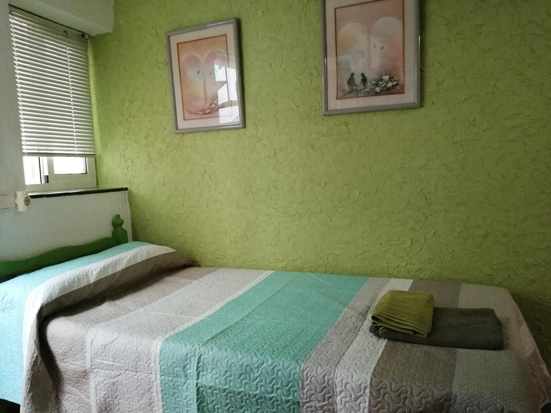 Single Room with Private Bathroom