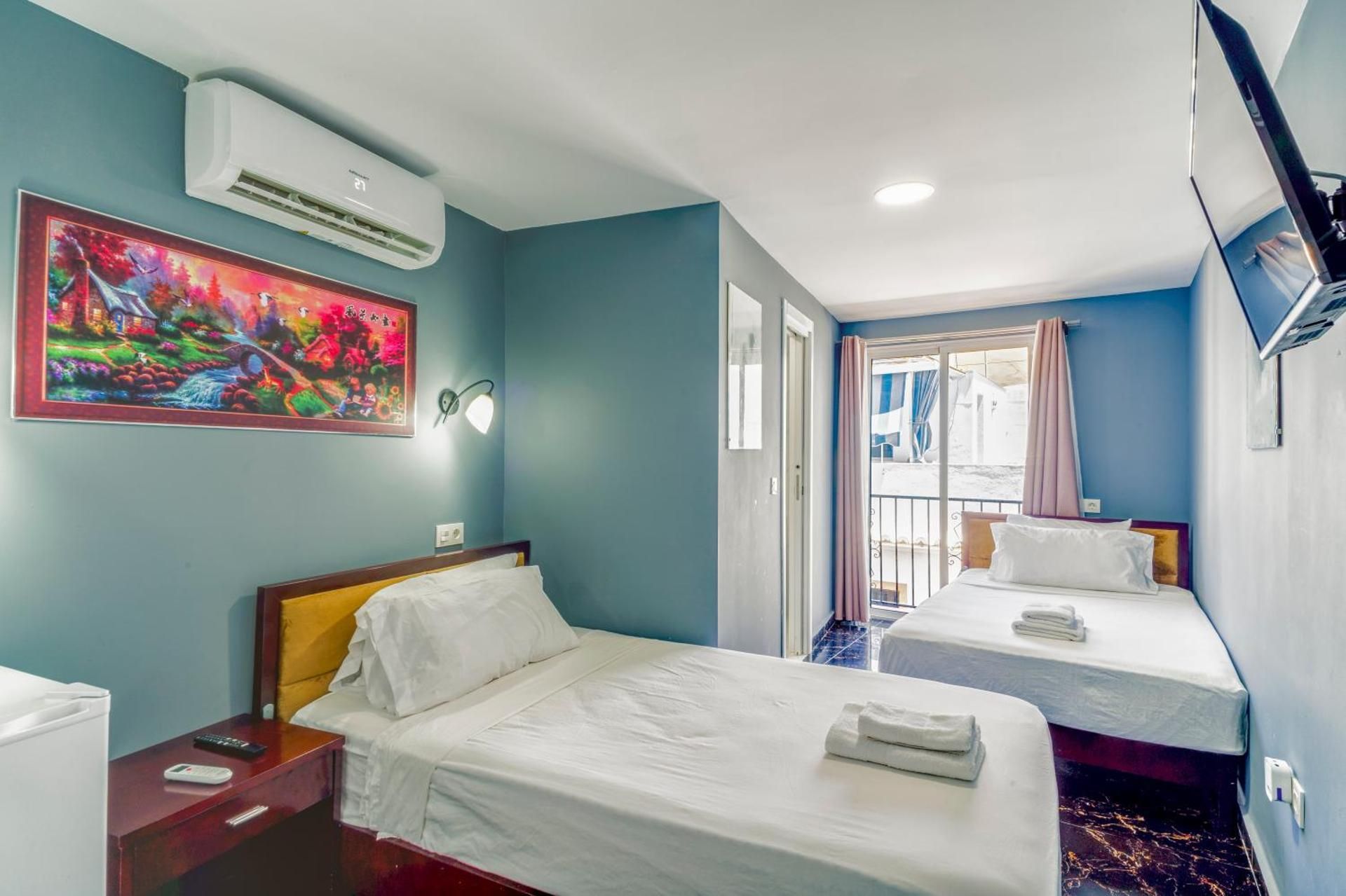 Twin Room with Balcony