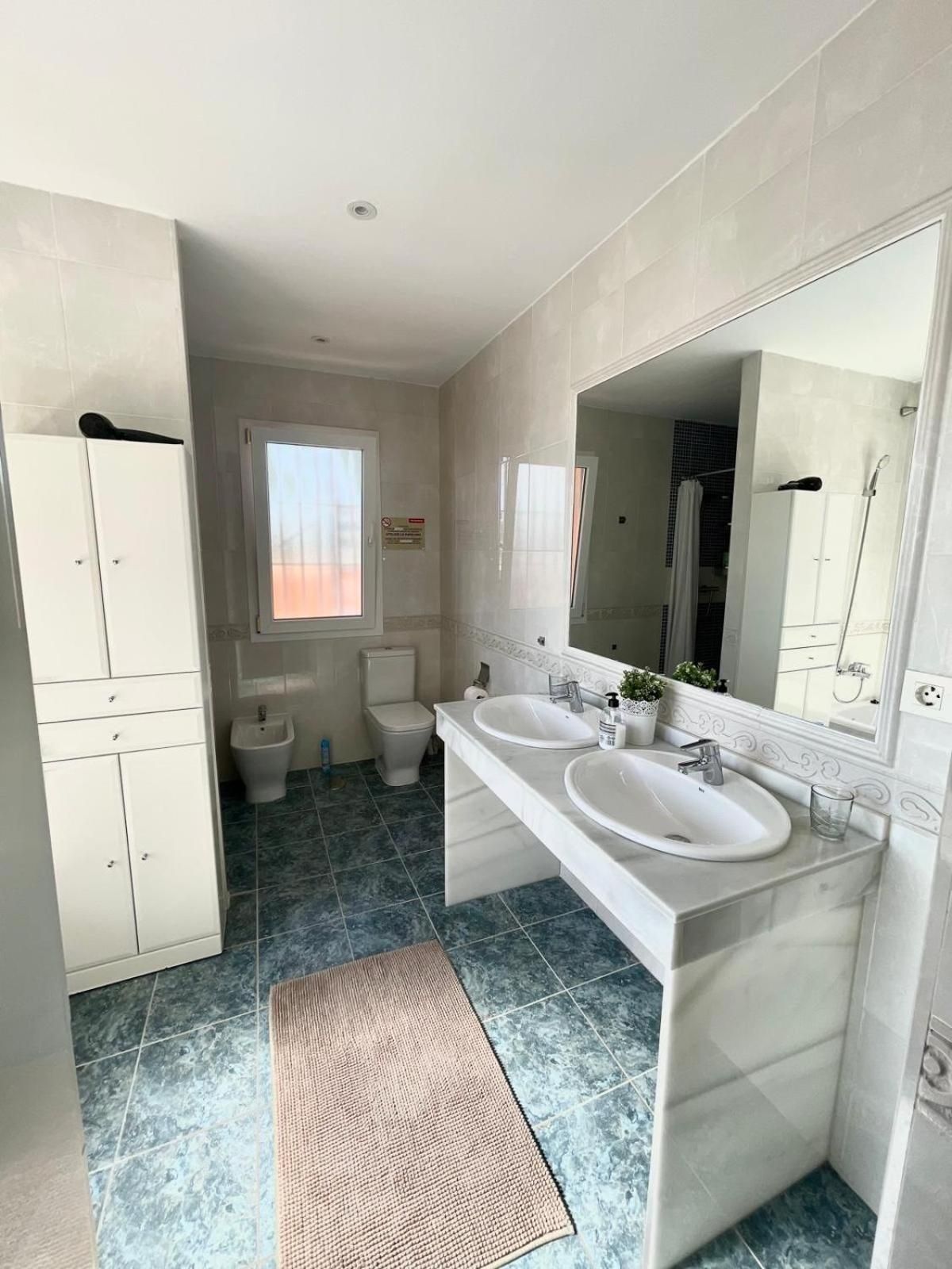 Deluxe Double Room with Balcony and Sea View