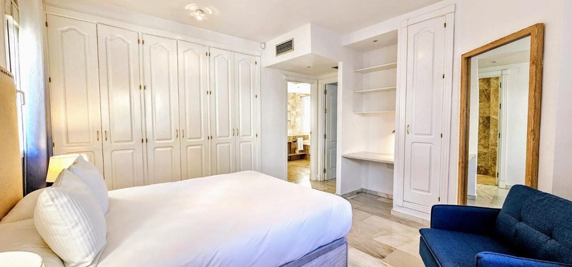 Penthouse Apartment