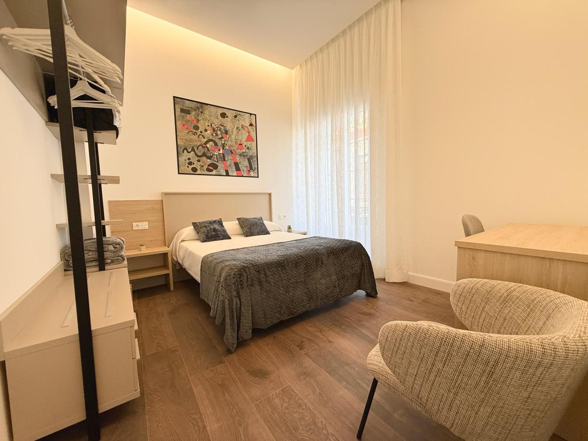 One-Bedroom Deluxe Apartment
