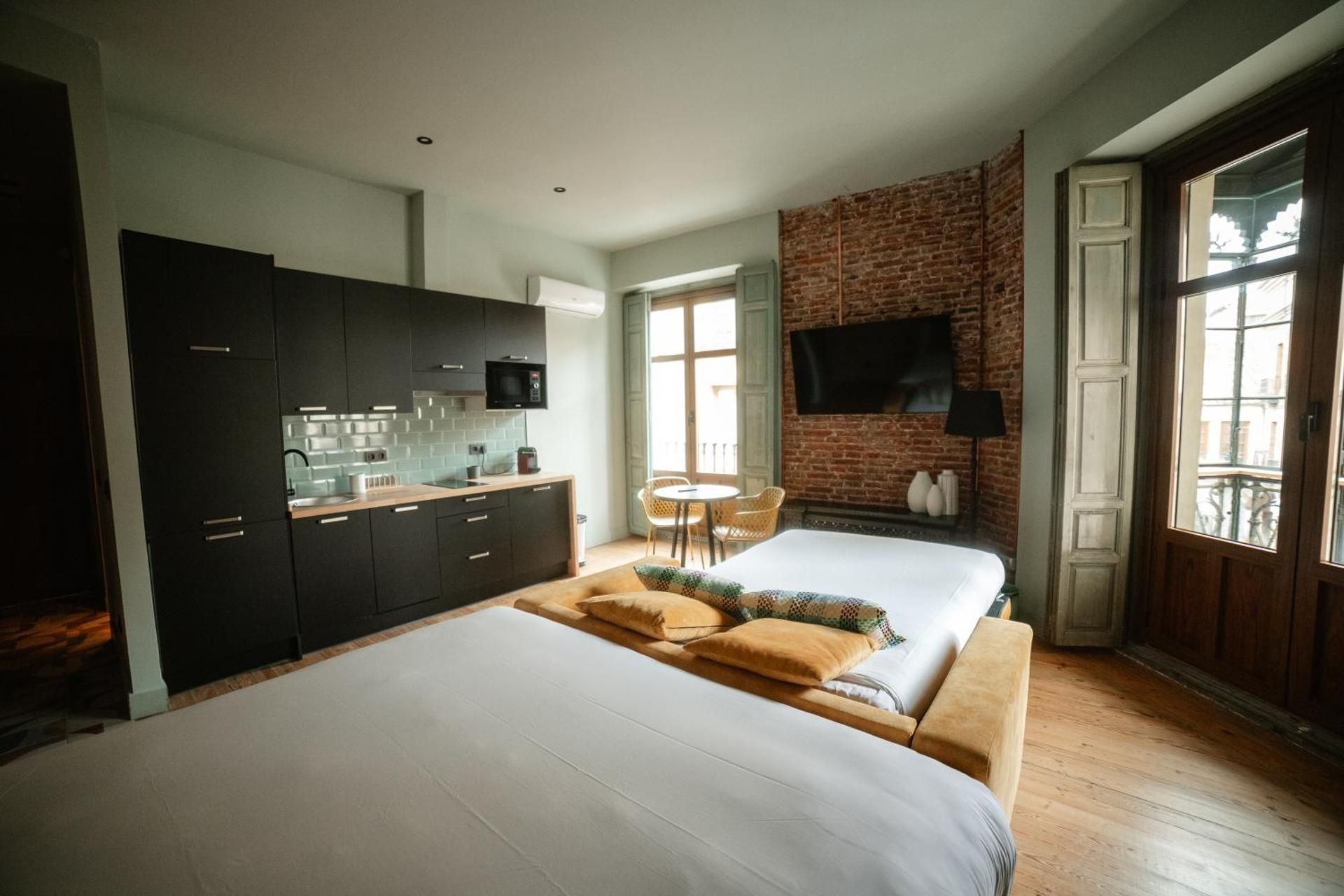 Superior Apartment