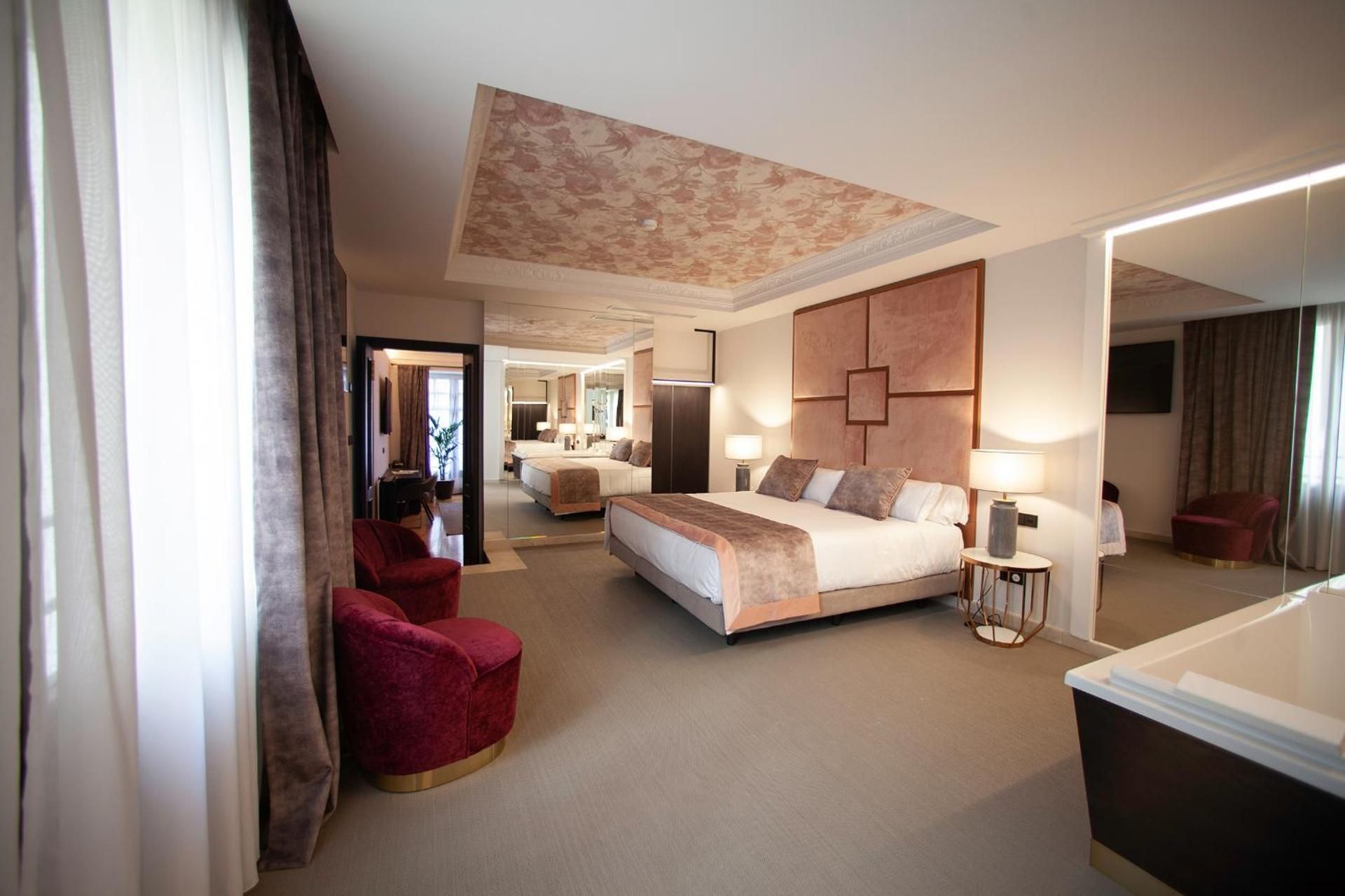 Deluxe Junior Suite