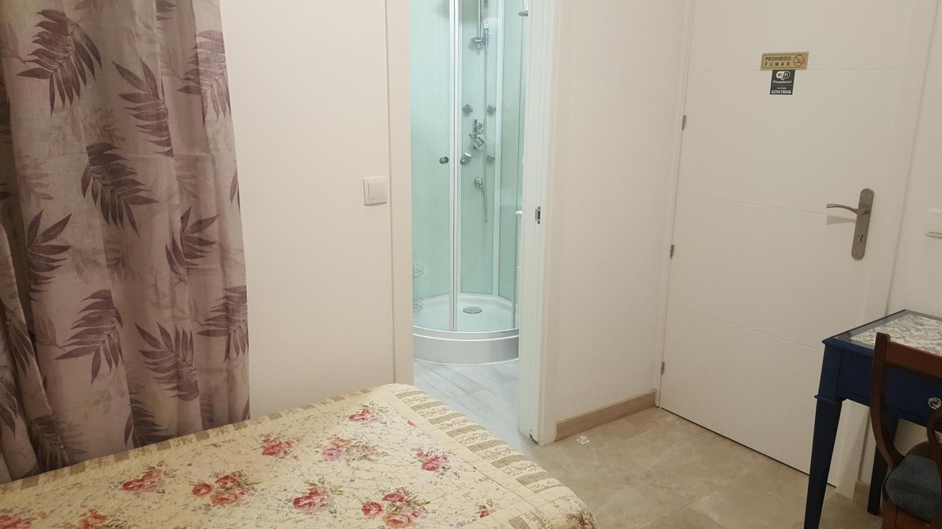 Single Room With Private Bathroom