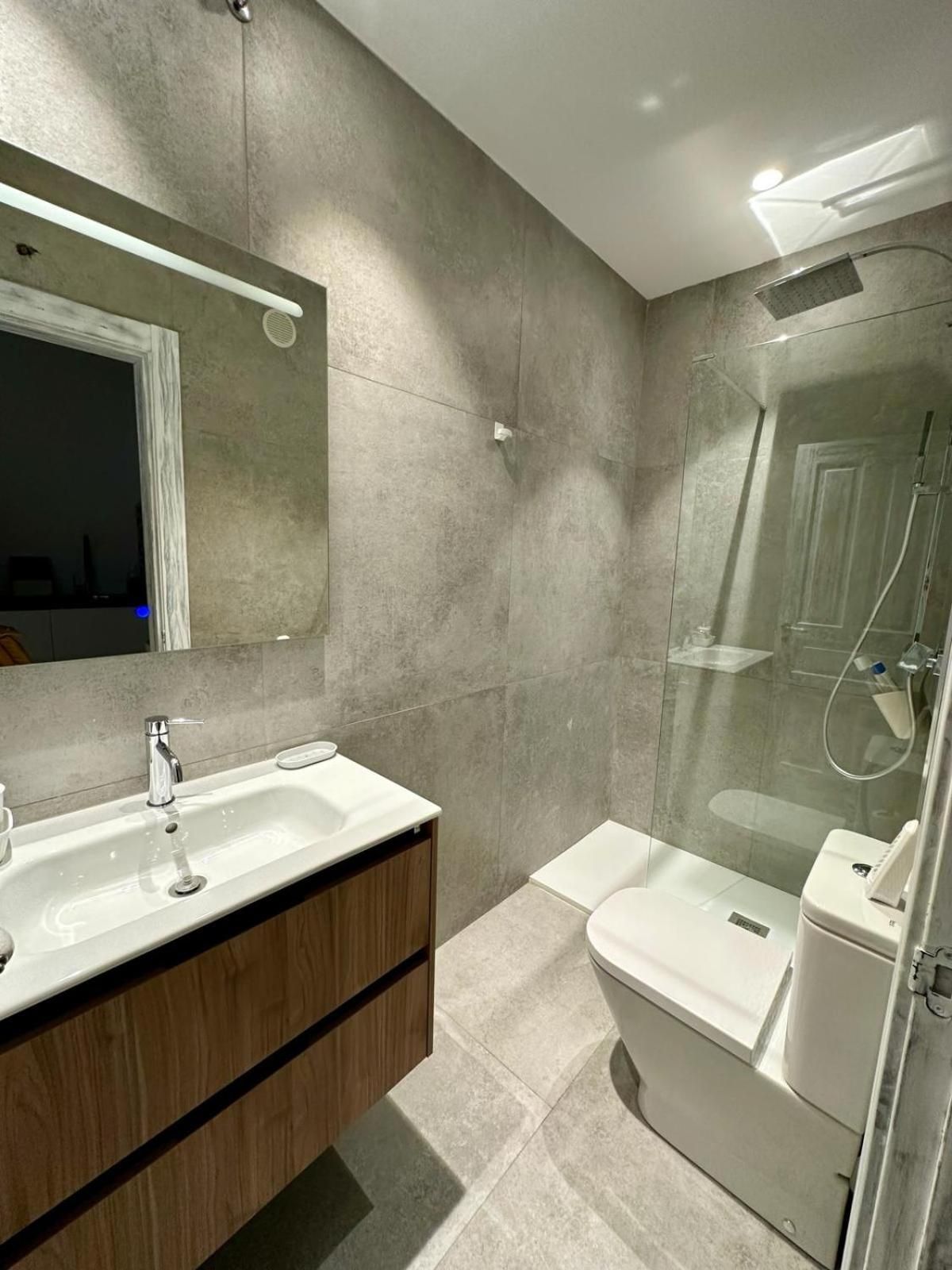 Suite Apartment