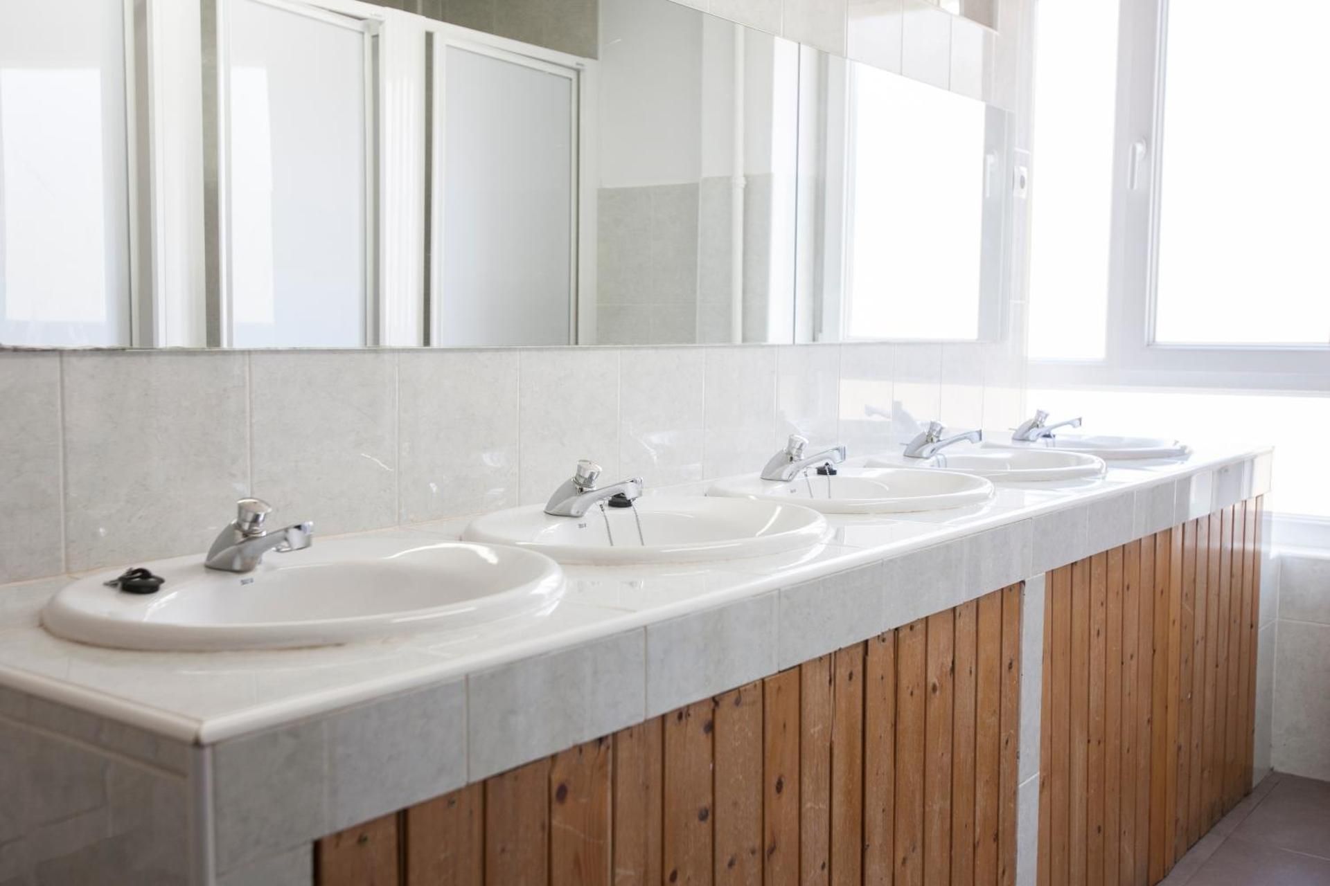 Quadruple Room with Shared Bathroom