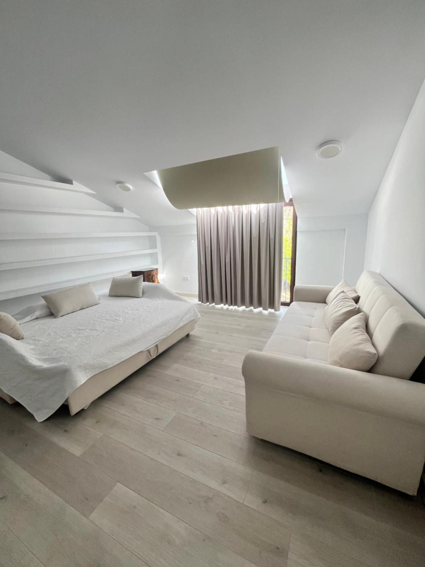 Standard Suite