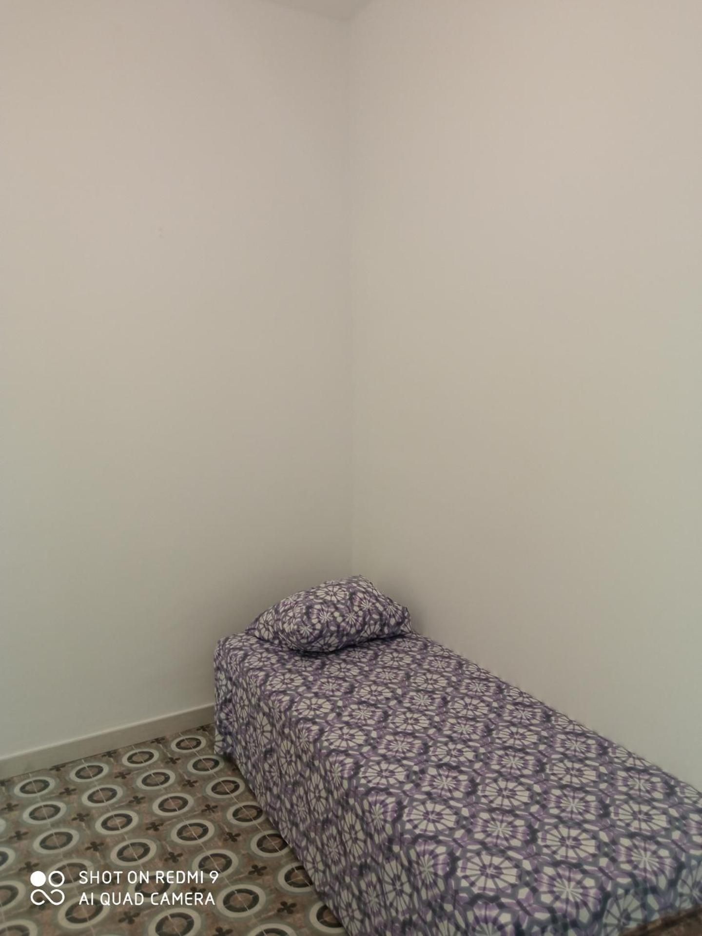 Large Single Room