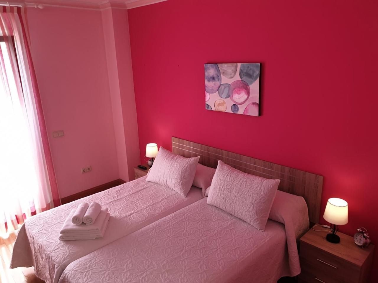 Twin Room with Private Bathroom