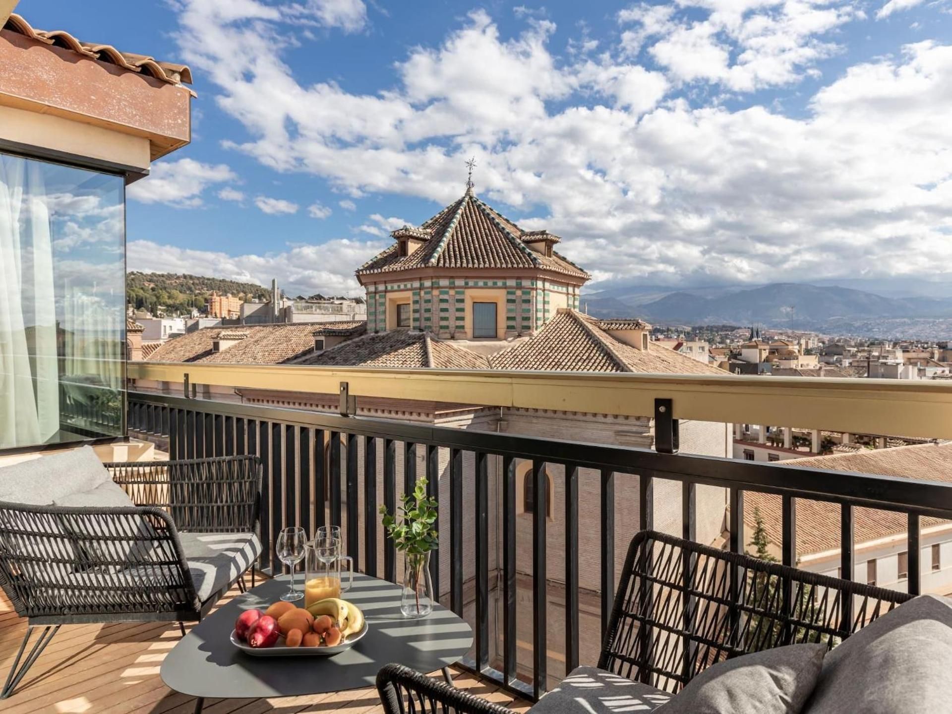 Apartment with Terrace