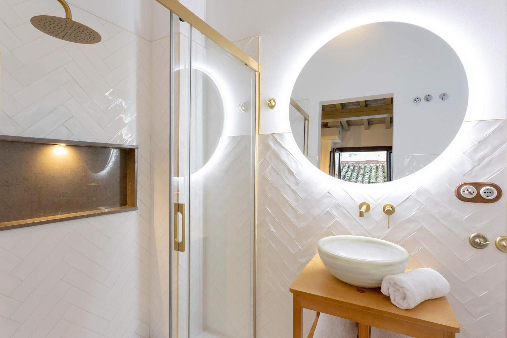 One-Bedroom Apartment with Terrace