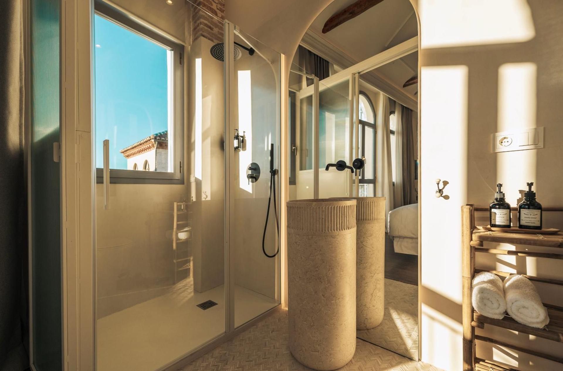Suite with Mountain View