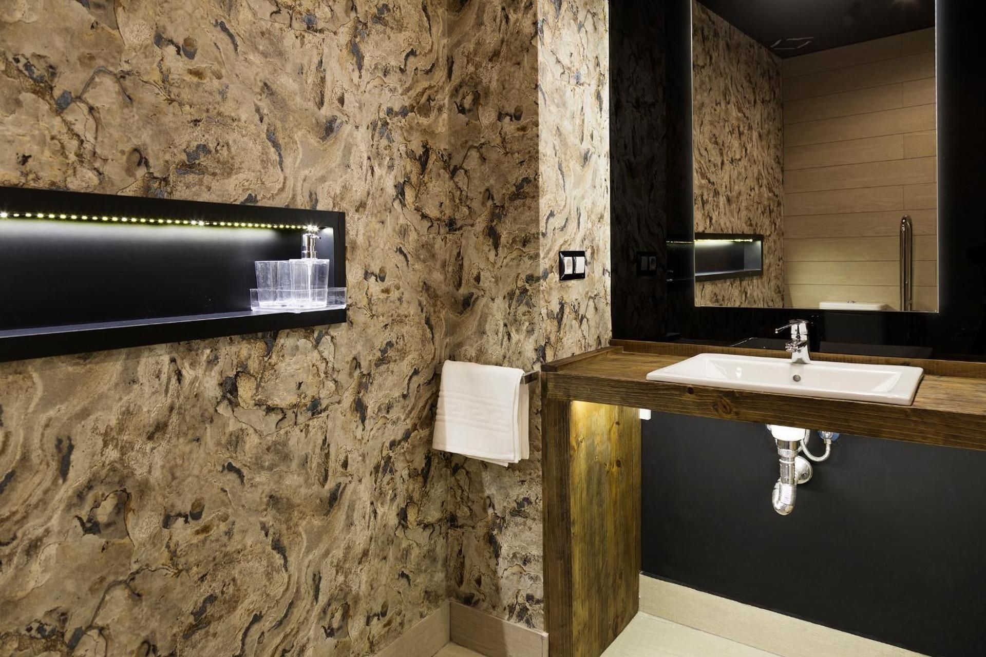 One-Bedroom Apartment - Ground Floor